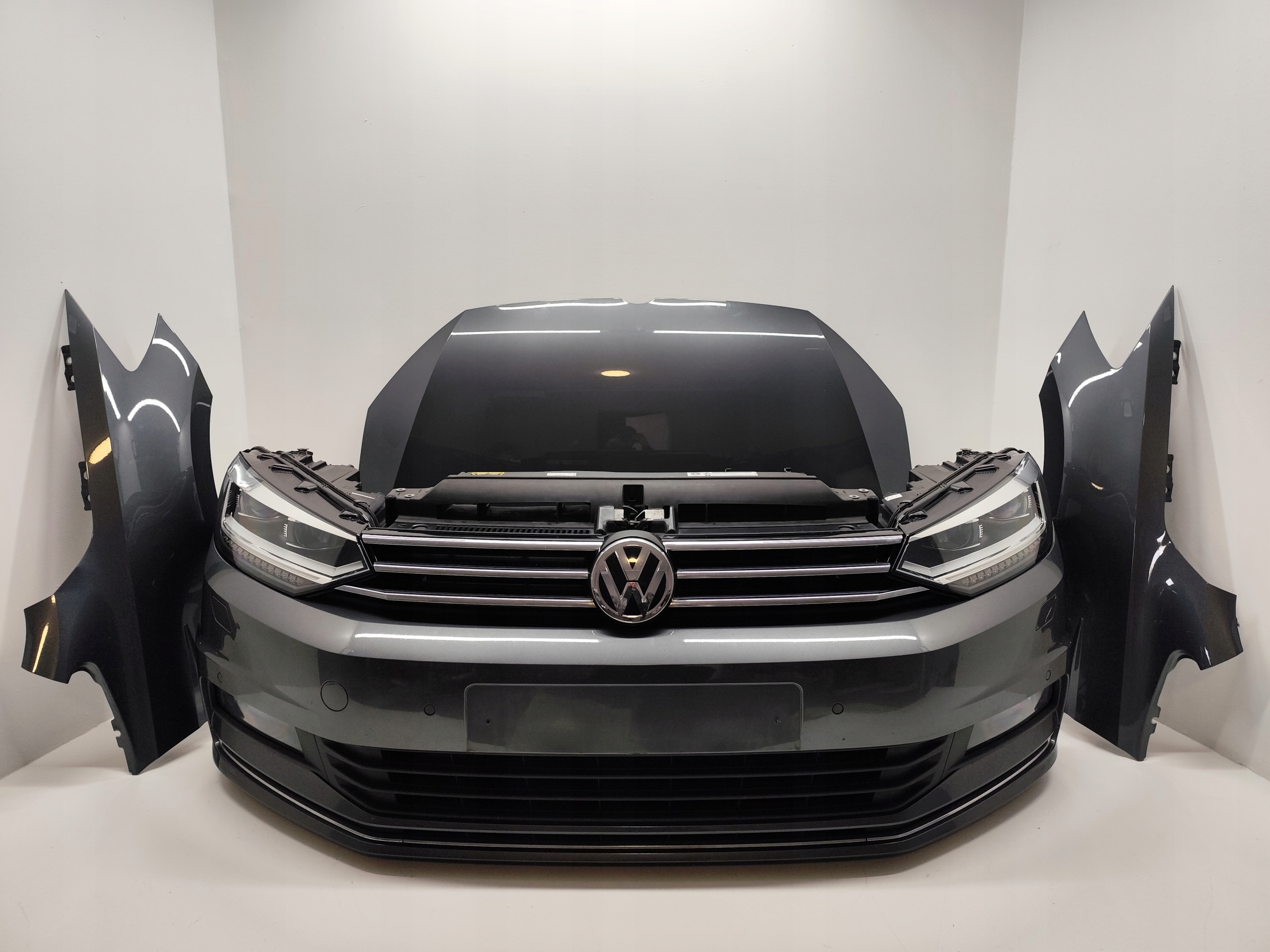 VW TOURAN 5T 2.0 TDI PRZÓD KOMPLETNY MASKA ZDERZAK PAS LAMPY LED LR7H