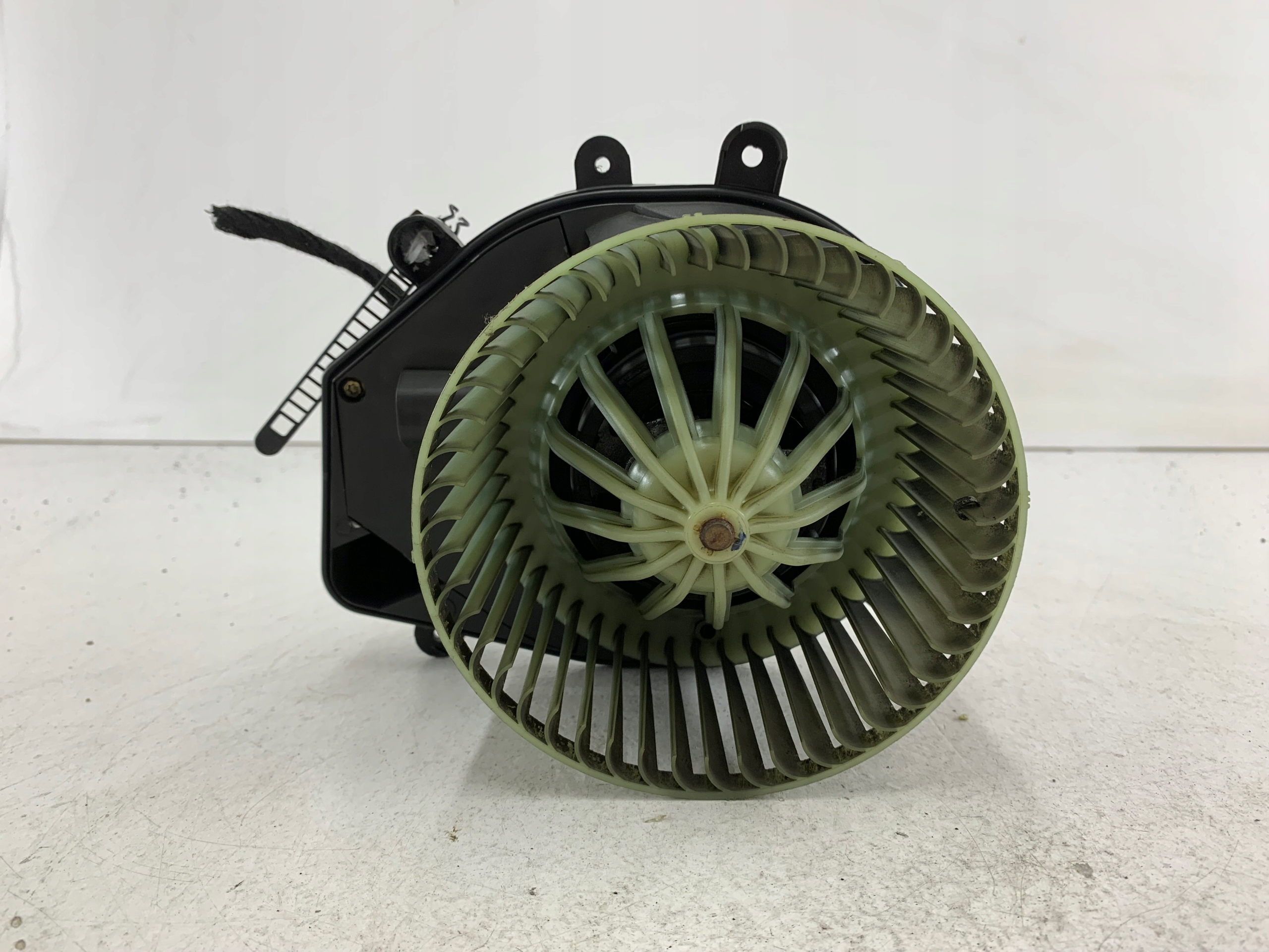 VW PASSAT B5 LIFT heating air conditioning devices 8D1820021 740221233F