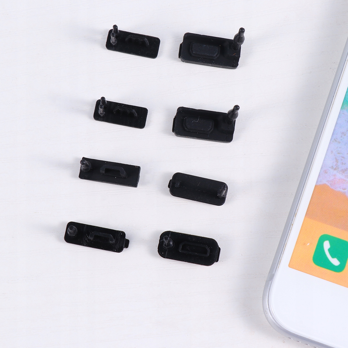 SILIKONOWA OSŁONA USB WTYCZKI PYŁU Kod producenta 5683583