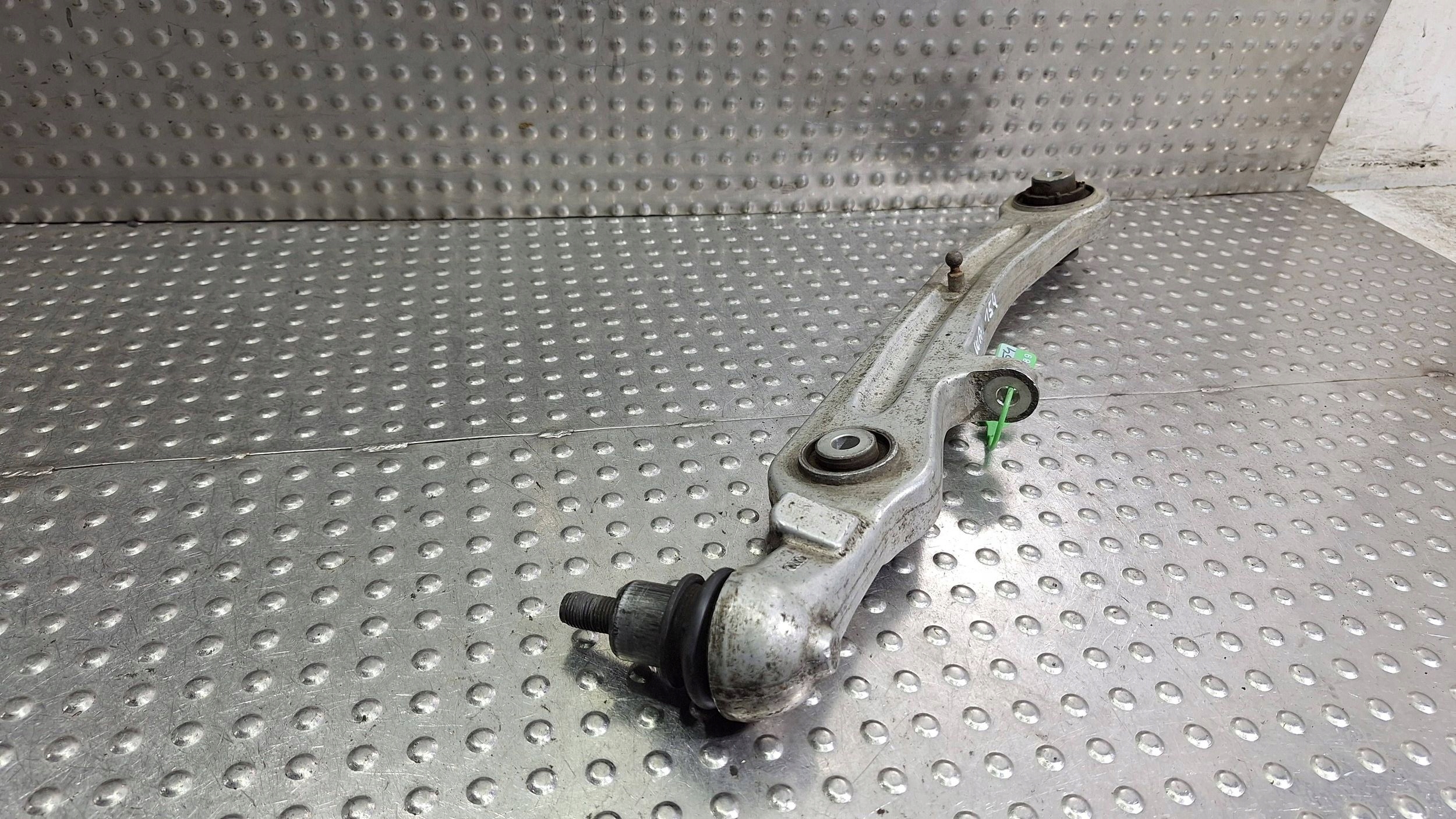 arm left front 4E0407155C AUDI A8 D3 BENTLEY CONTINENTAL GT GTC LIFT