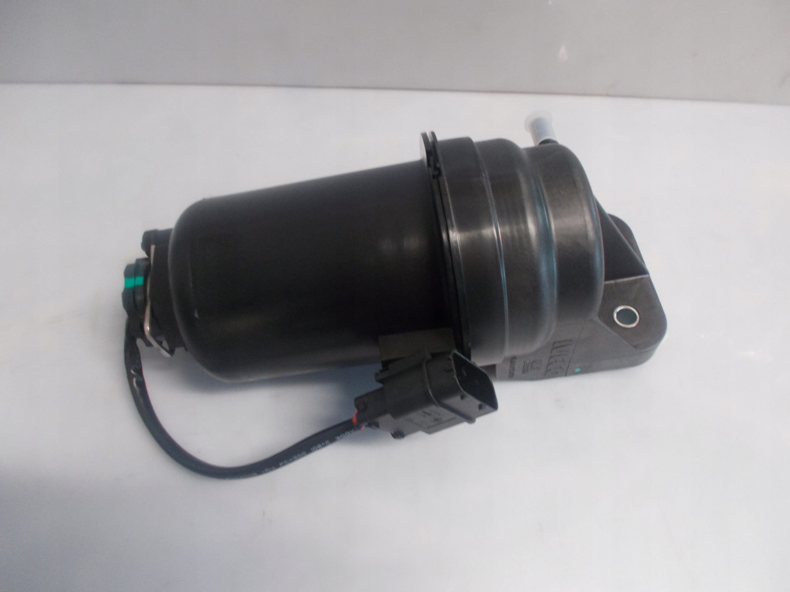 5801350522 - КОРПУС ТОПЛИВНОГО ФИЛЬТРА IVECO DAILY 2009-5801350522