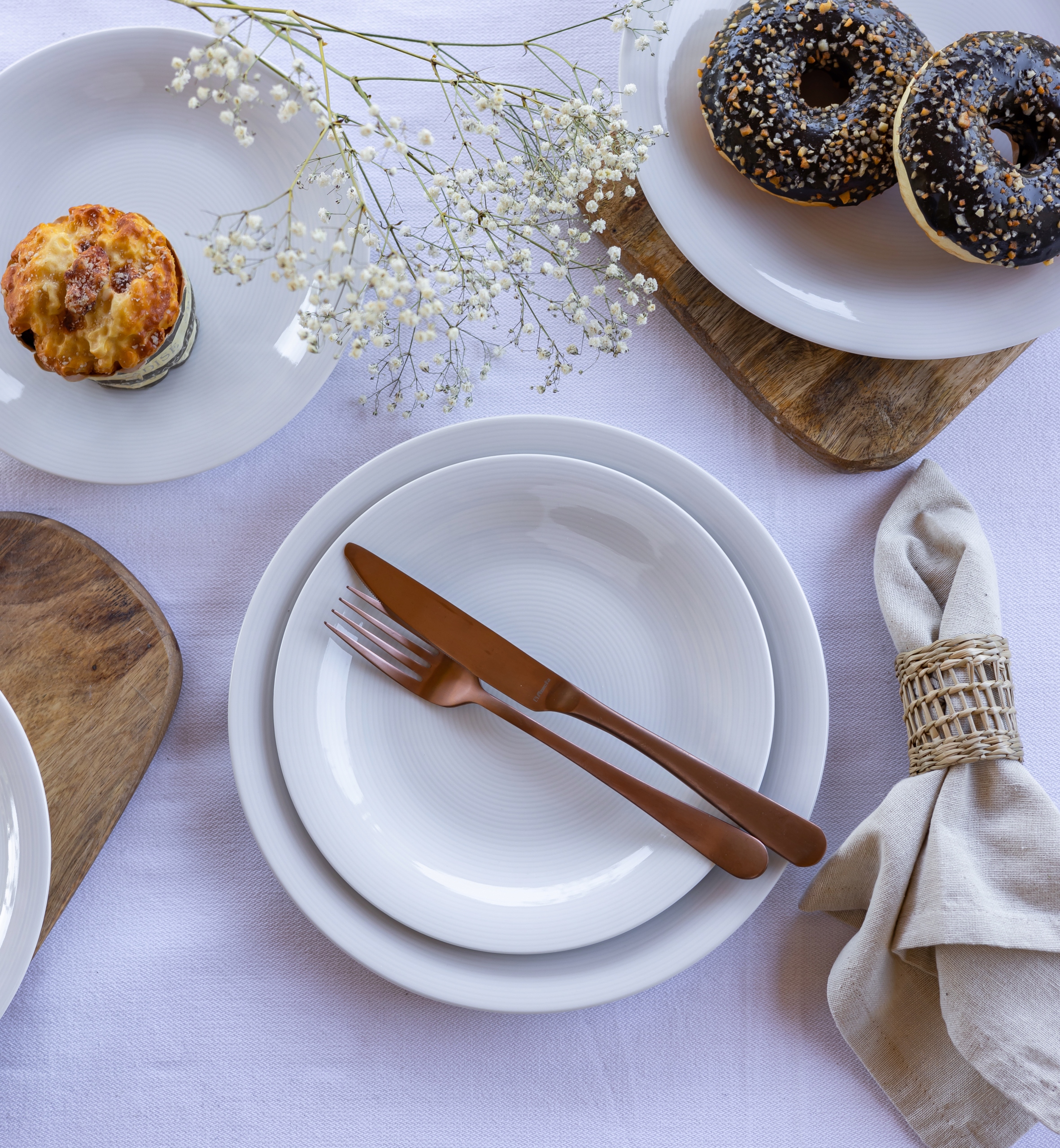 LUBIANA ETO MODERN SERWIS OBIADOWY 18 EL 6 OS PORCELANA DEKOROWANA Informacje dodatkowe możliwość mycia w zmywarce możliwość użycia w kuchence mikrofalowej