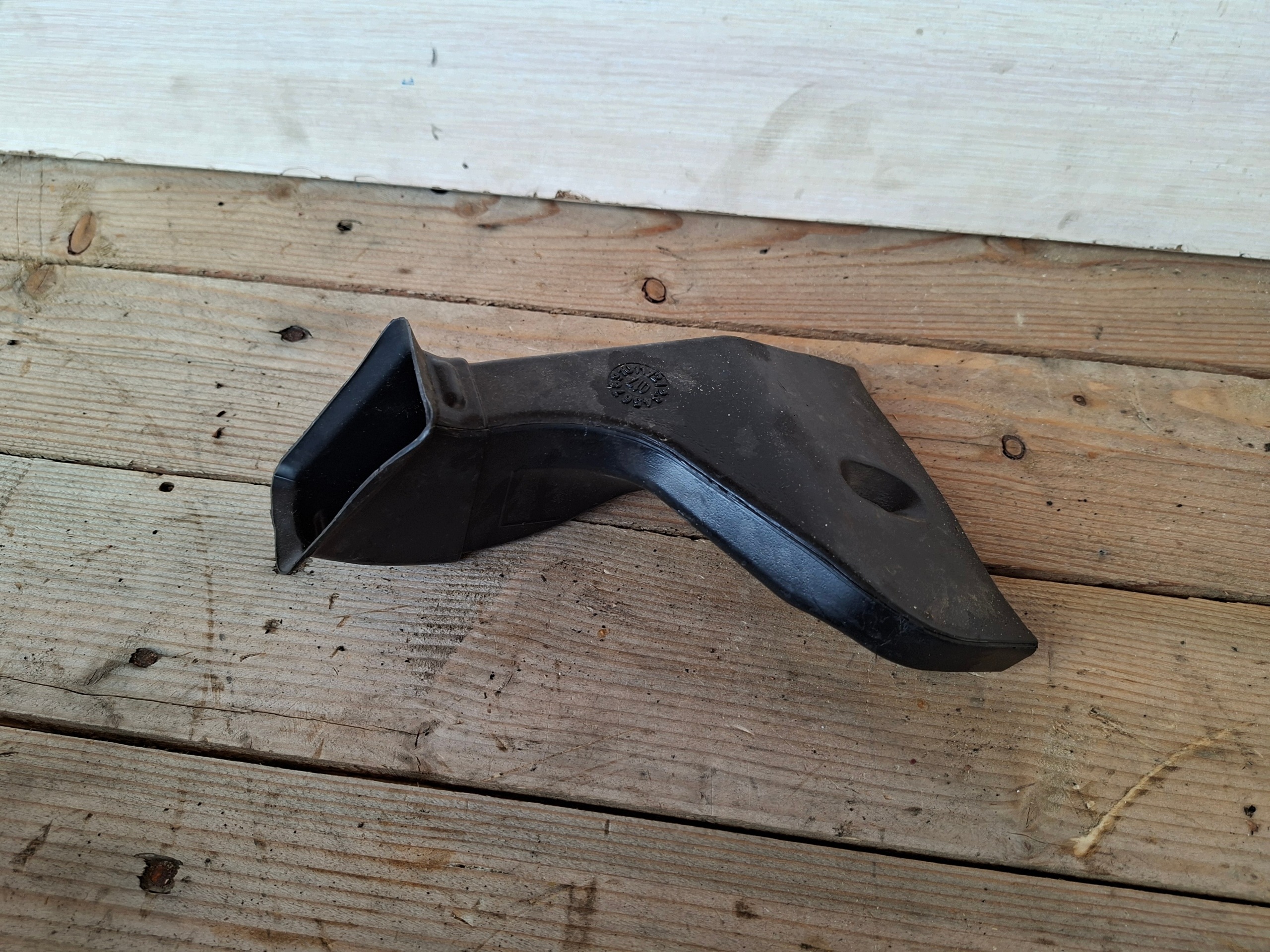 pipe drain air 7L0819347A VW TOUAREG 7L