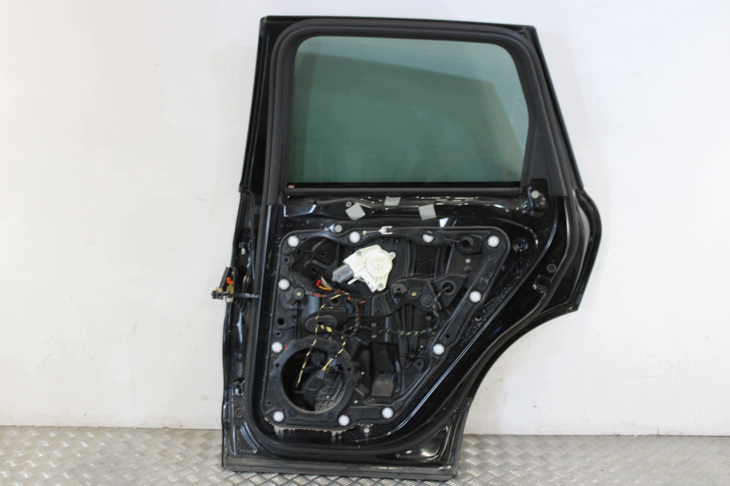 door right rear part right rear. complete PORSCHE CAYENNE II 2 7P5 LIFT