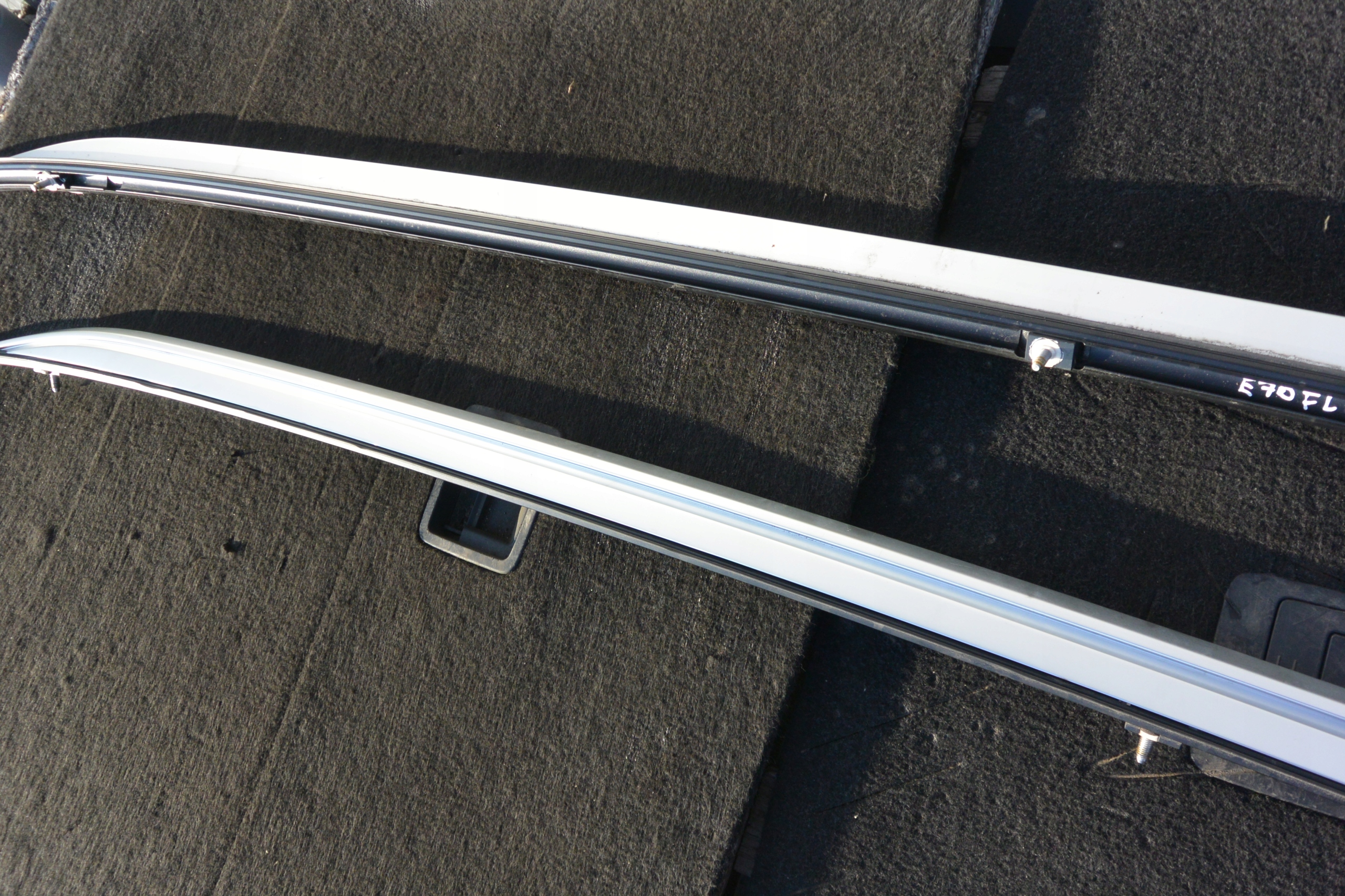 RELINGI DACHOWE LISTWA CHROM KPL BMW X5 E70 LIFT Car type 4x4 SUV Passenger cars