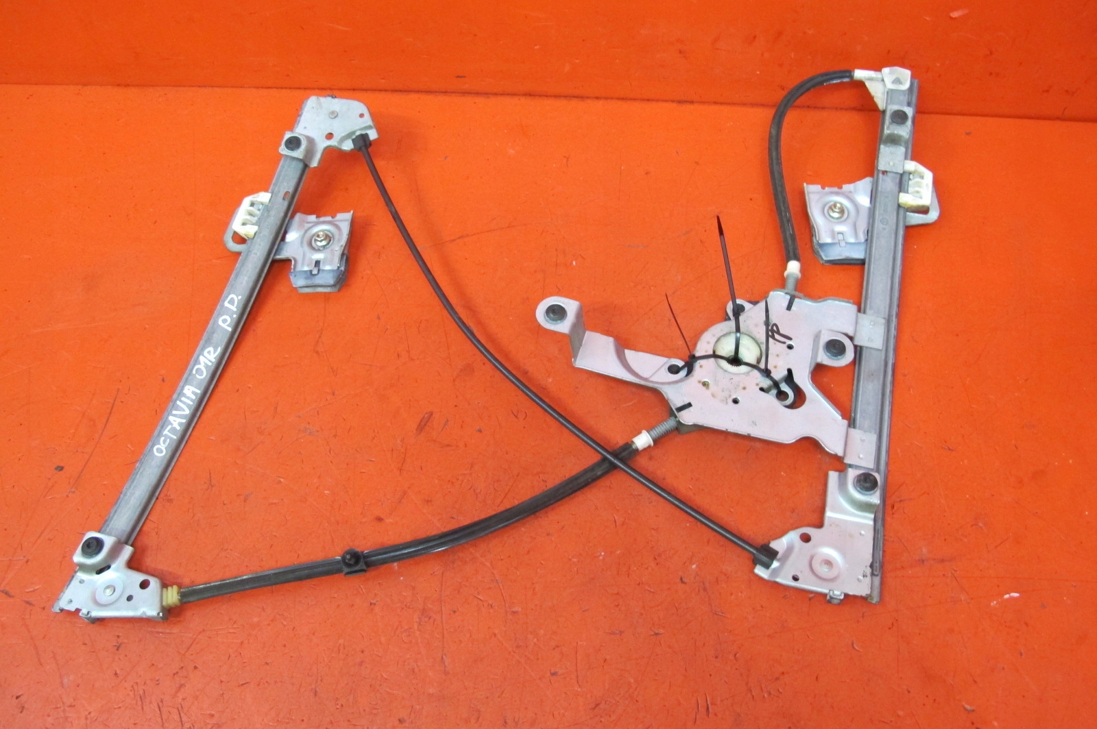 SKODA OCTAVIA and 1U window regulator right front front 1U1837402J
