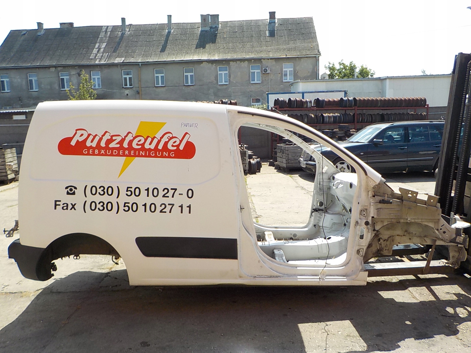 PEUGEOT PARTNER 08-12 KAROSERIA ĆWIARTKA PRAWA