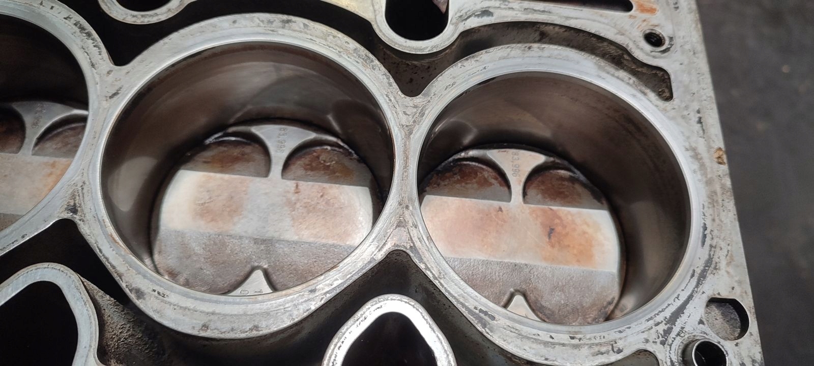 Blok dol motore BMW E46 N46B18AA