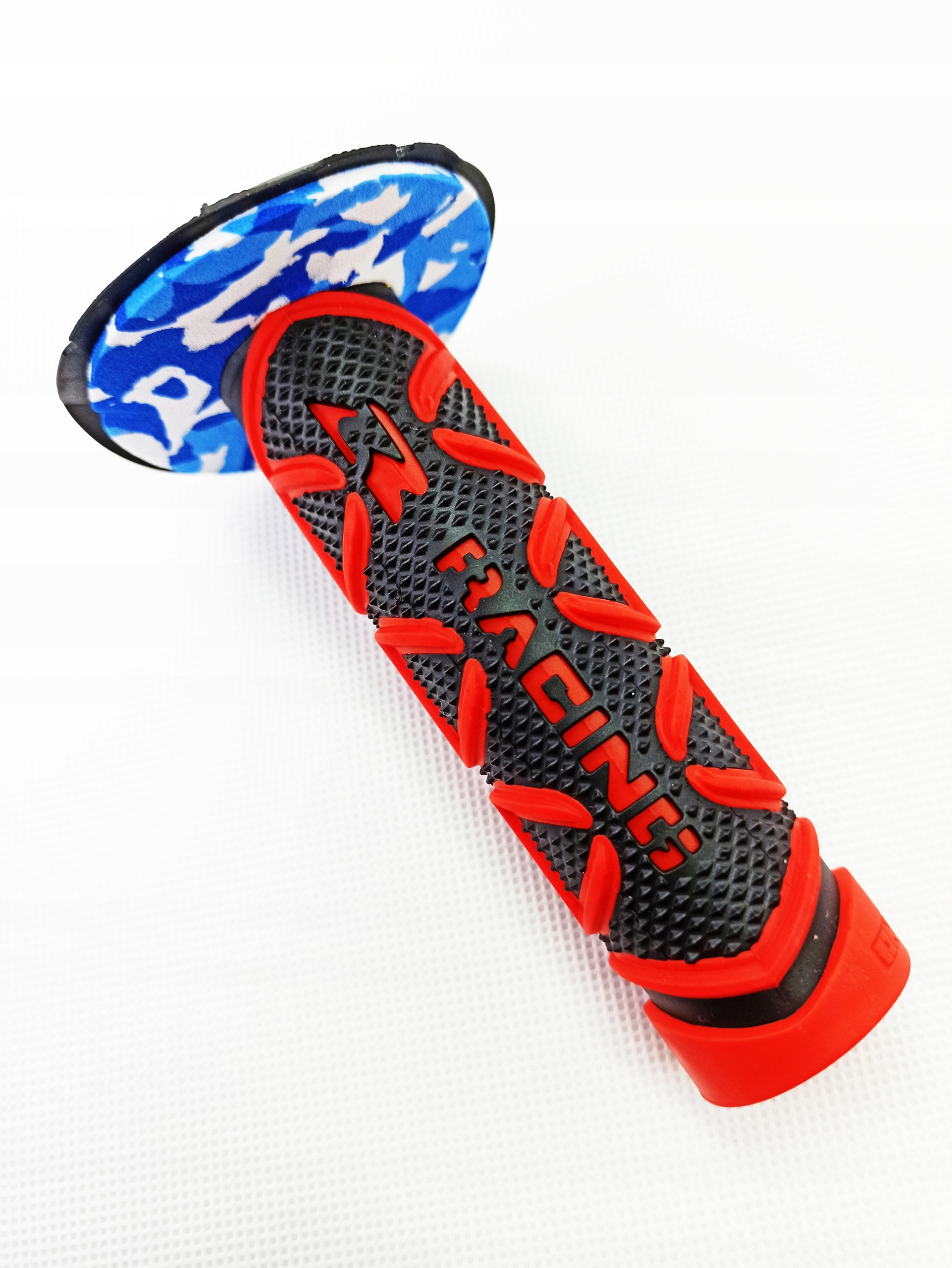 MANETKI RACING CZARNE CZERWONE GRIPY DERBI KTM Producent inny