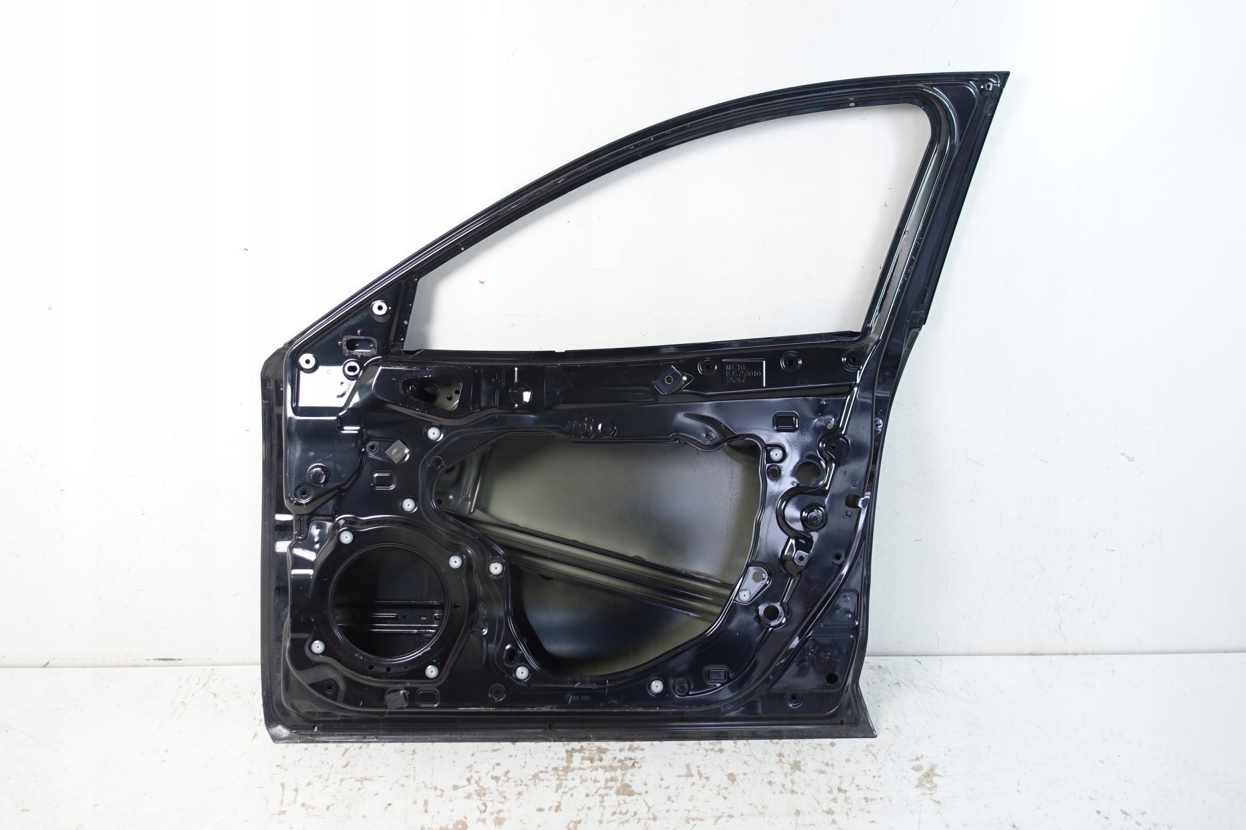 MAZDA 3 III BM 2013- door front right front BJS758010