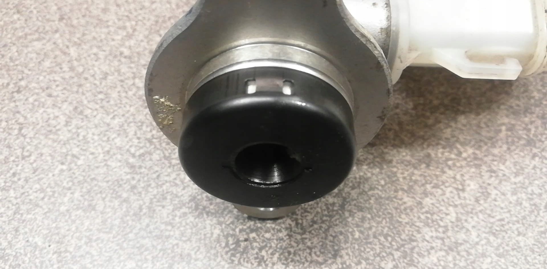 suzuki WAGON R+ 97-00 насос бачок