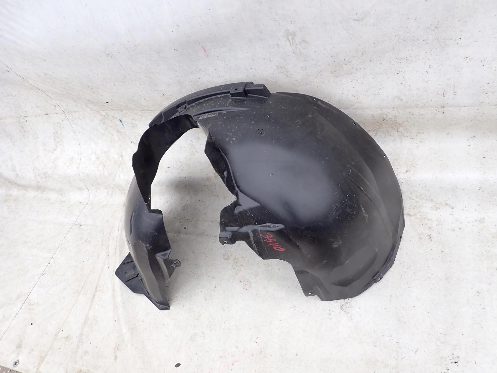 VOLVO XC60 II 2 17-> mudguard front front left