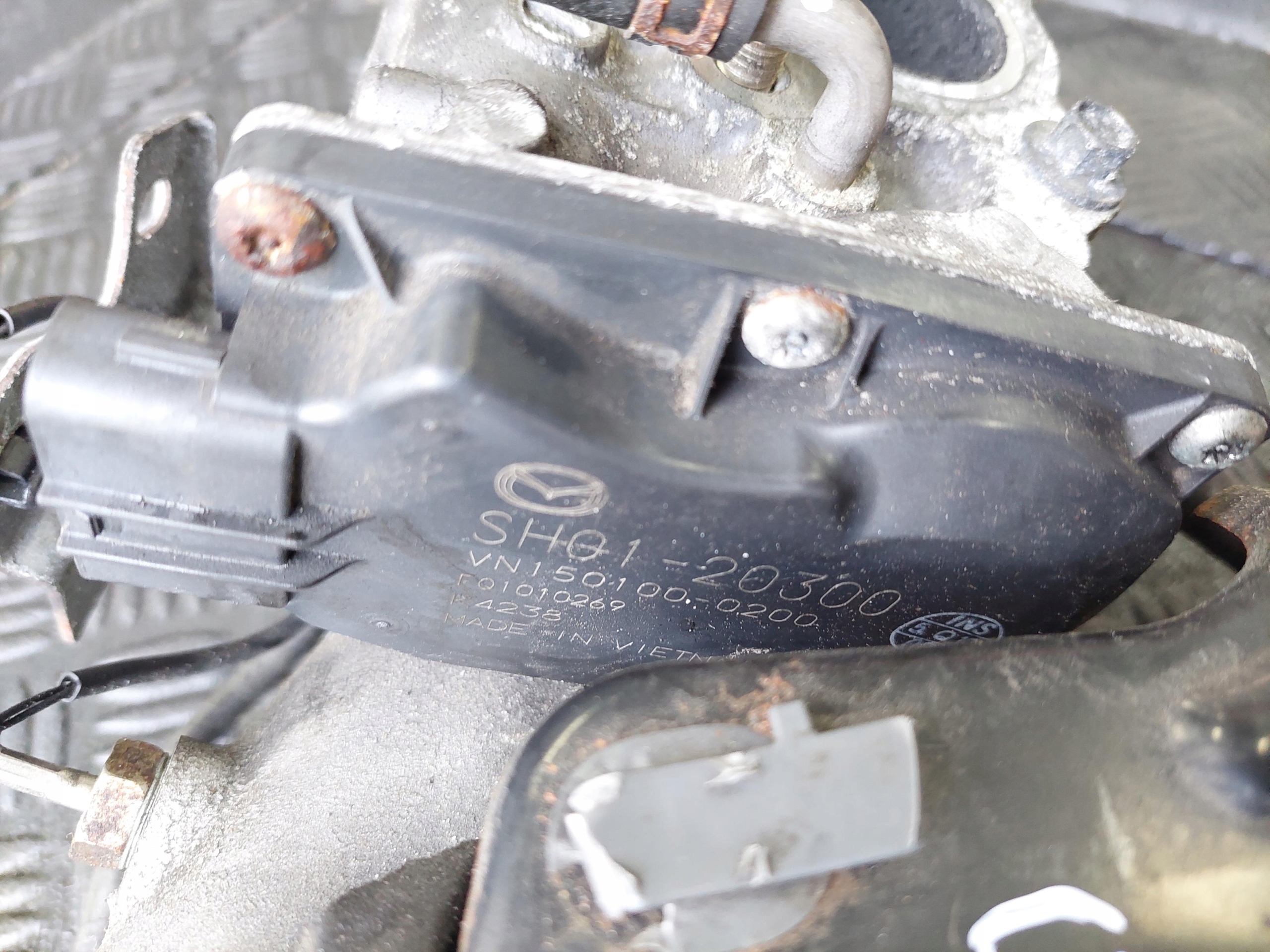 intake manifold EGR valve MAZDA CX-5 CX5 2.2 D