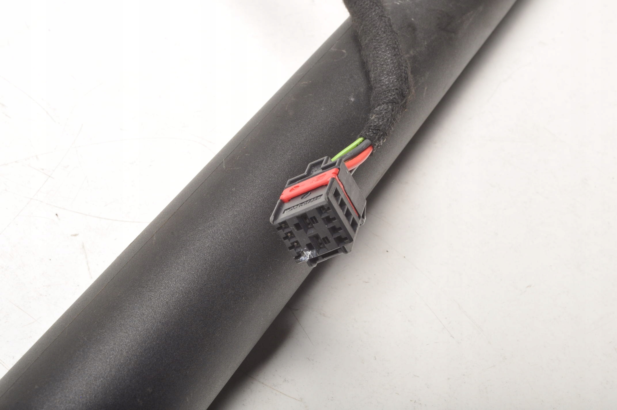 VOLVO XC90 II SIŁOWNIK TELESKOP KLAPY 31457610 Producent części Volvo