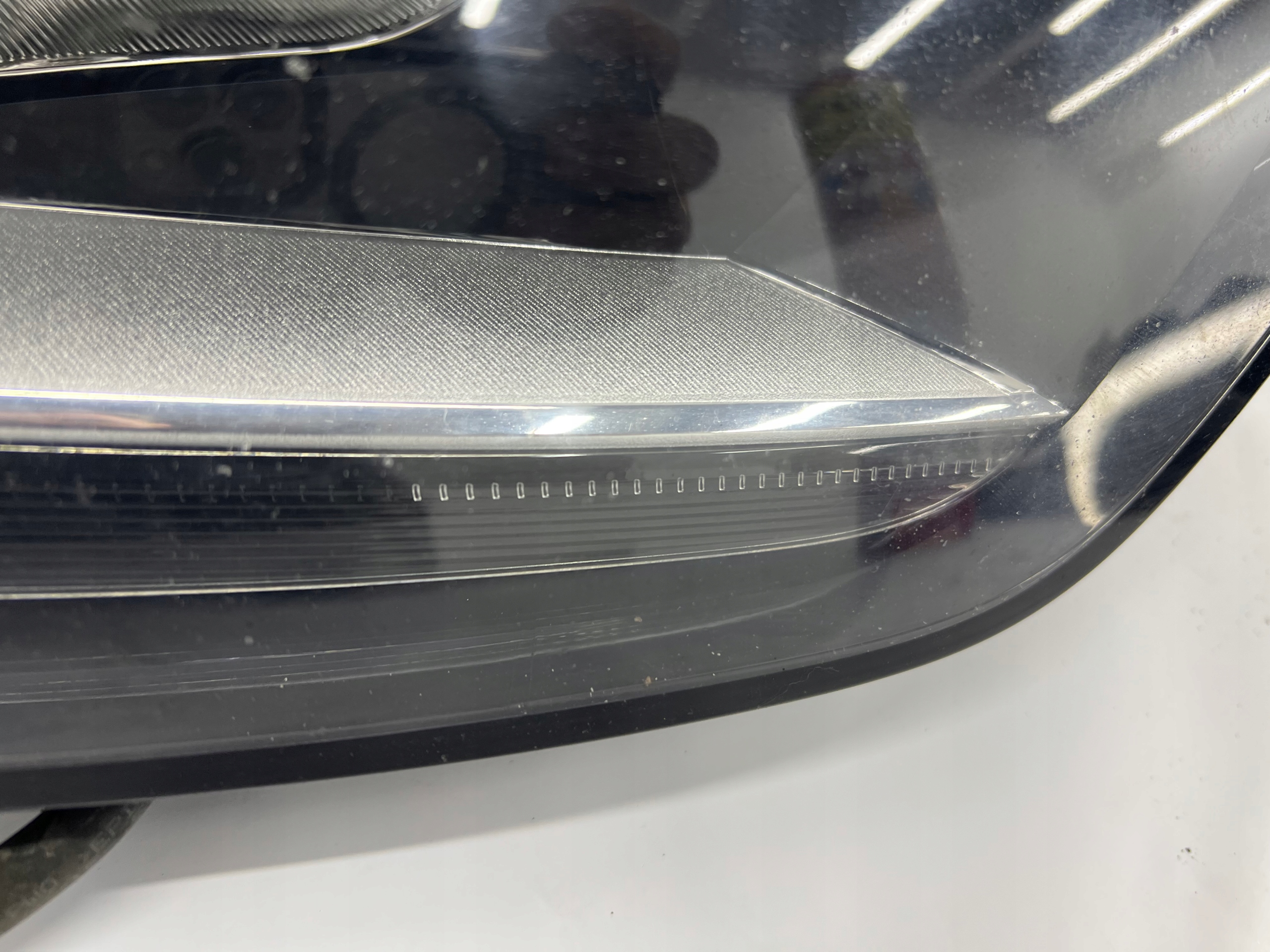 AUDI A4 B8 8K LIFT right light front front 8K0941004AB EUROPA