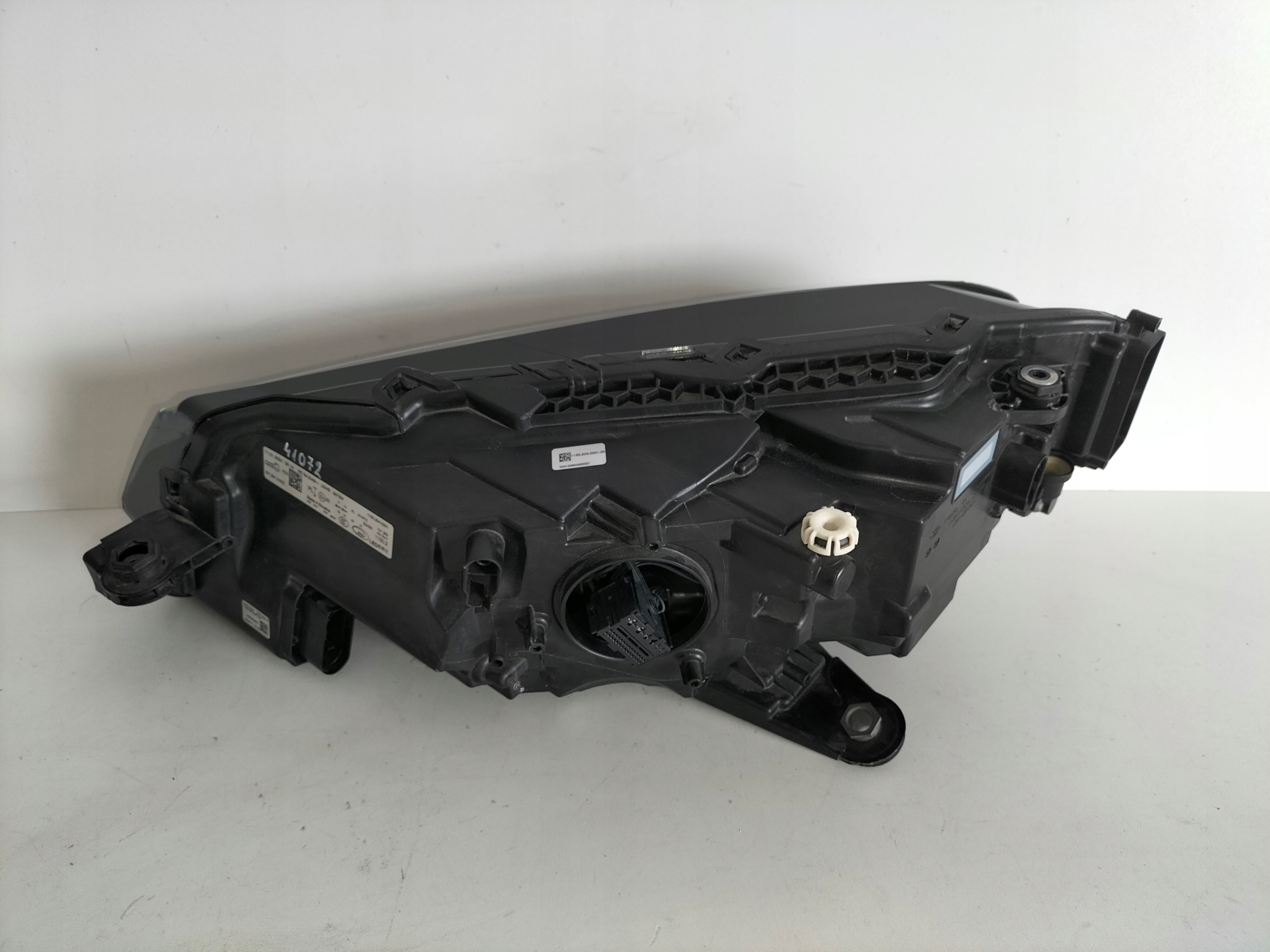light front reflektor right SKODA SUPERB III LIFT 19- CRYSTAL LIGHTING