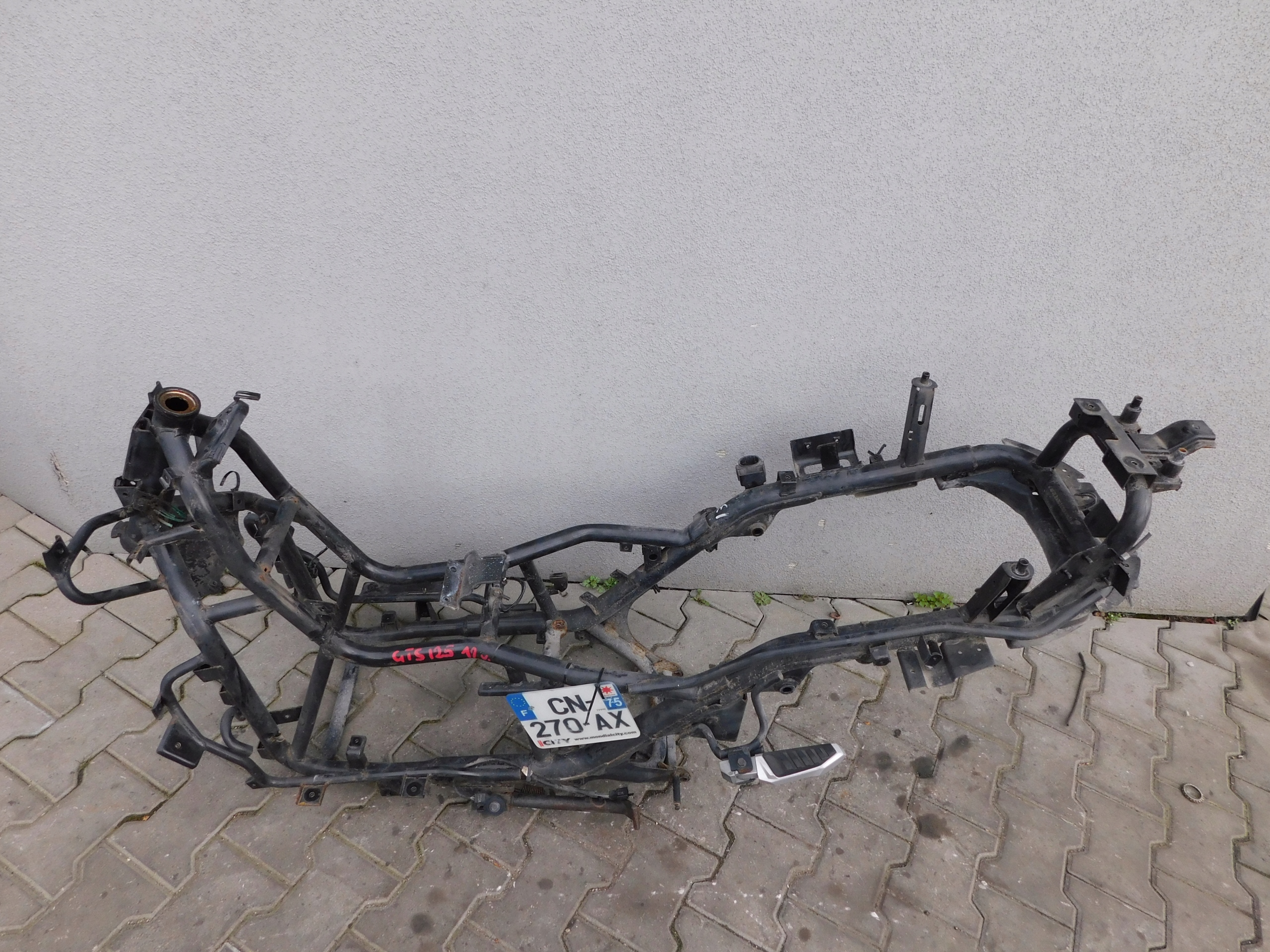 SYM GTS 125 EFI рамка документи 2012