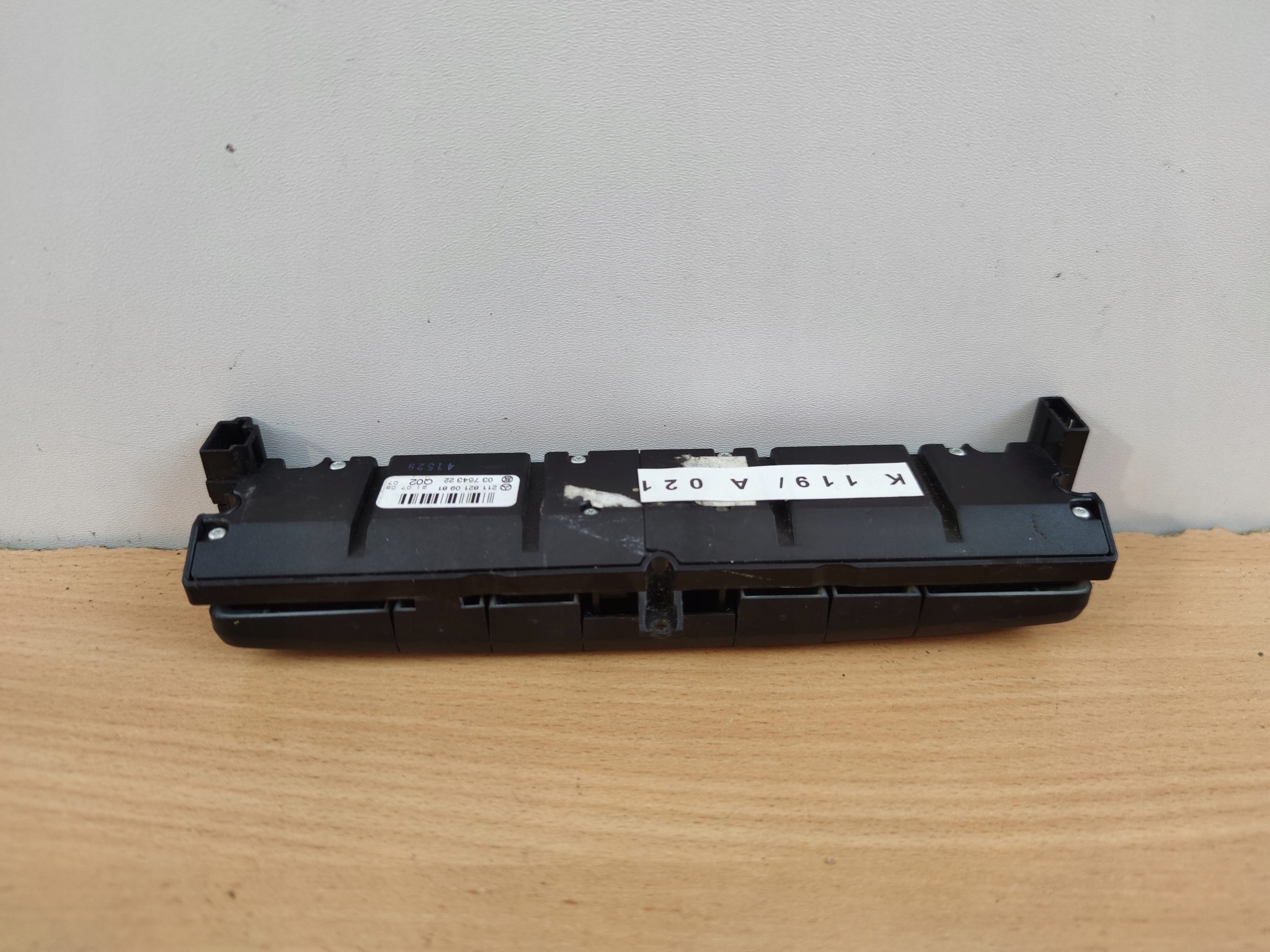 MERCEDES E-KLASA W211 CLS W219 PANEL Commandes