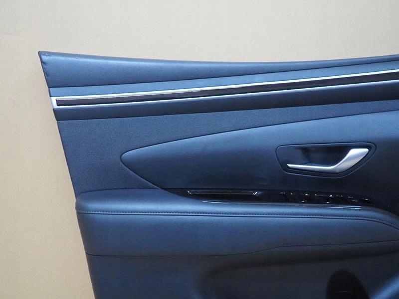 TAPICERKA DRZWI LEWY PRZÓD HYUNDAI TUCSON IV Producent części Hyundai OE