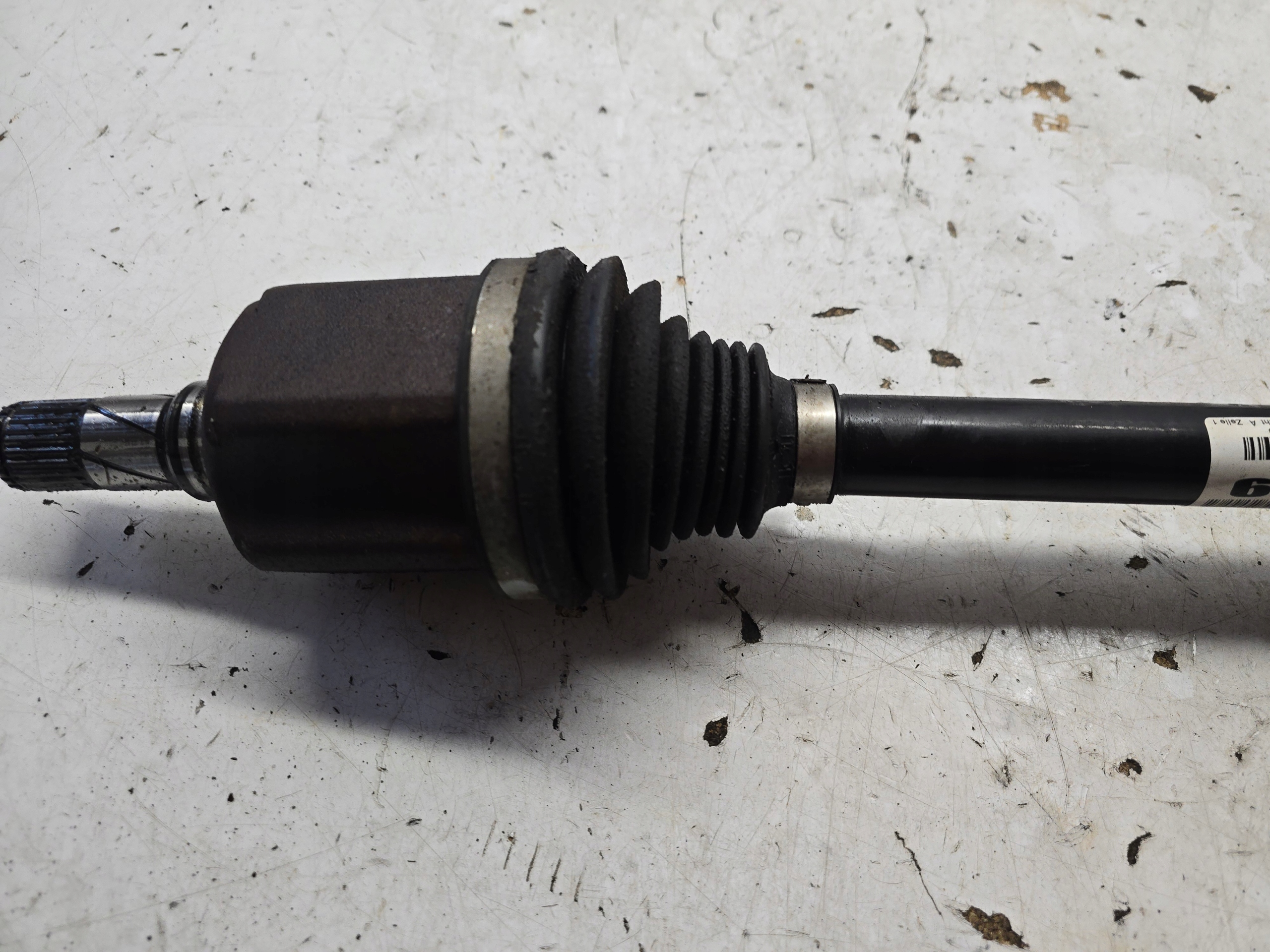 OPEL ASTRA J GTC 3D semi-axis left 13335155 AAF9 1.4T M32