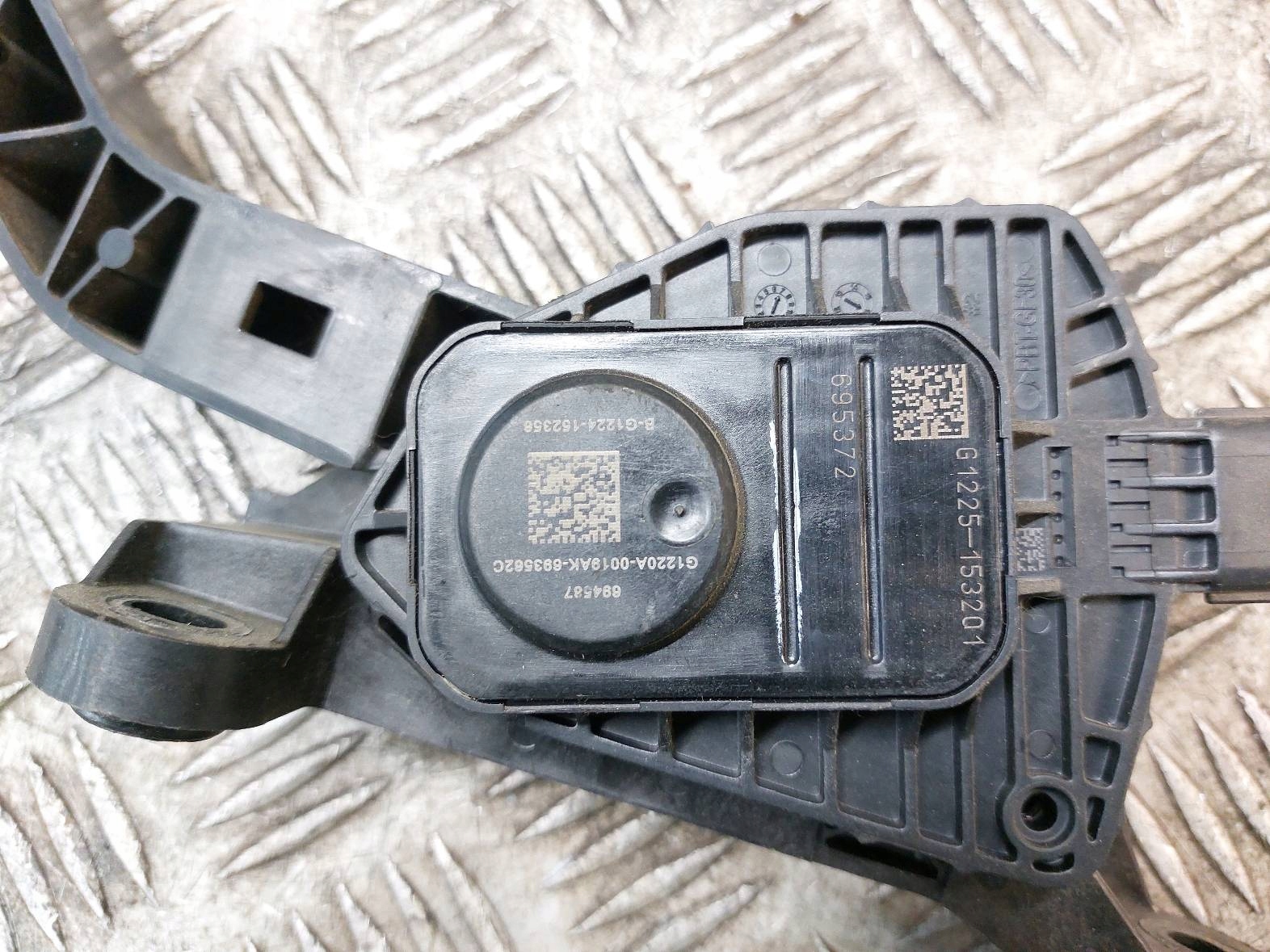 accelerator pedal potentiometer SANTA FE III 2.0 T USA 264KM