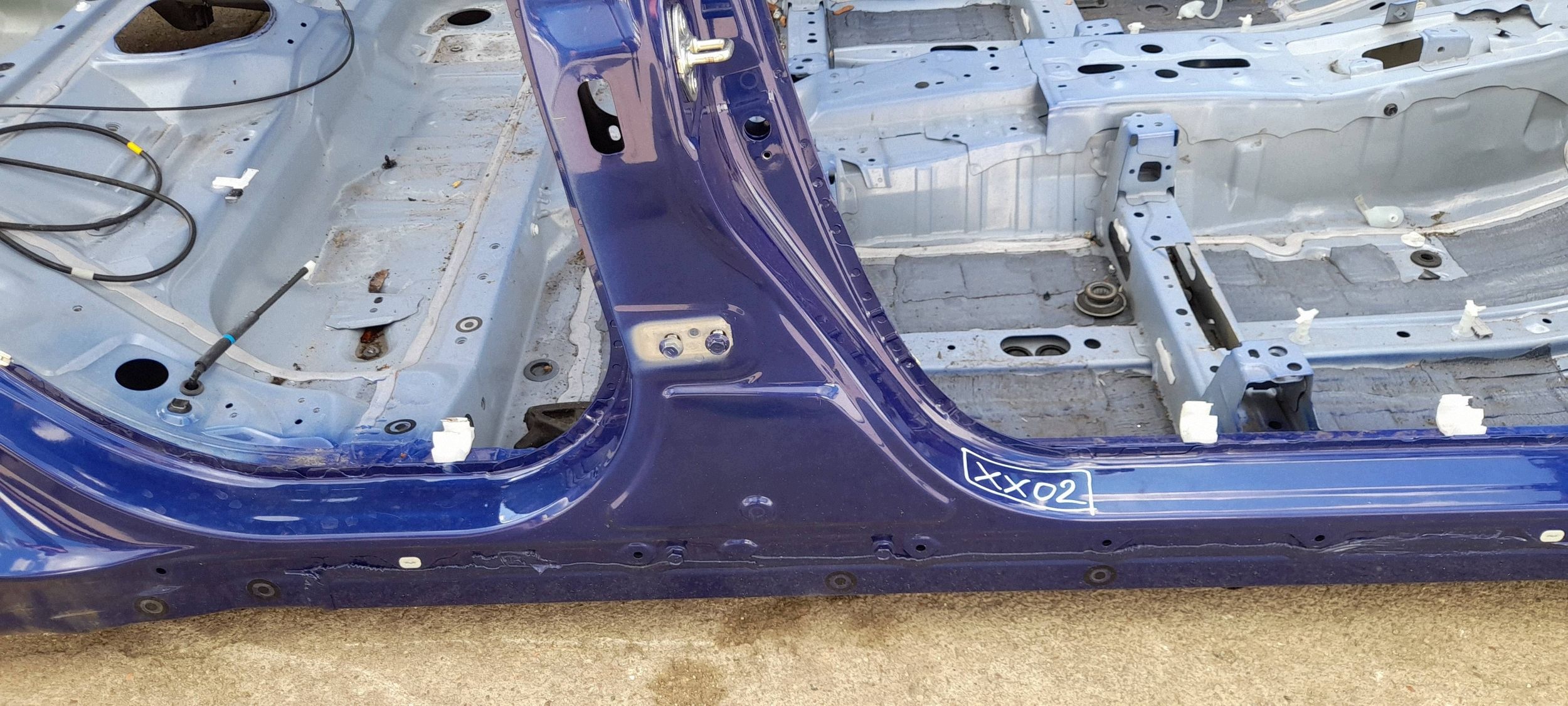 Toyota Yaris IV XP21 threshold right (XX02)
