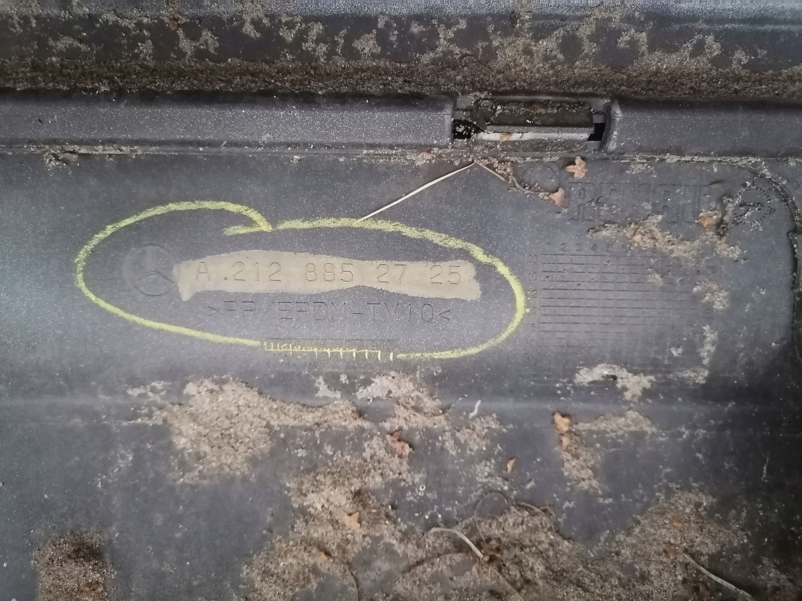 MERCEDES-BENZ E W212 bumper rear A2128852725