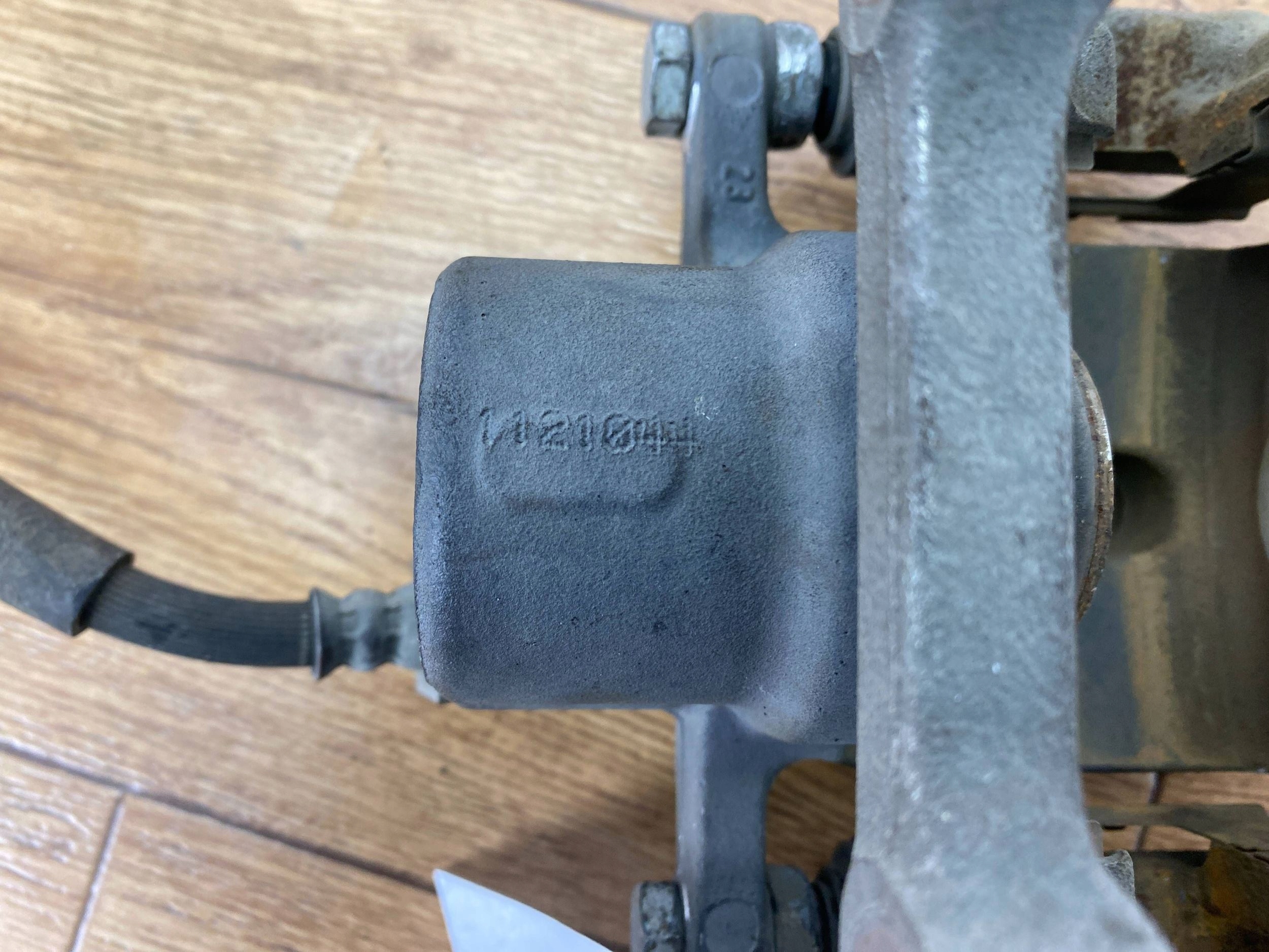caliper brake rear right Dodge Challenger 2015