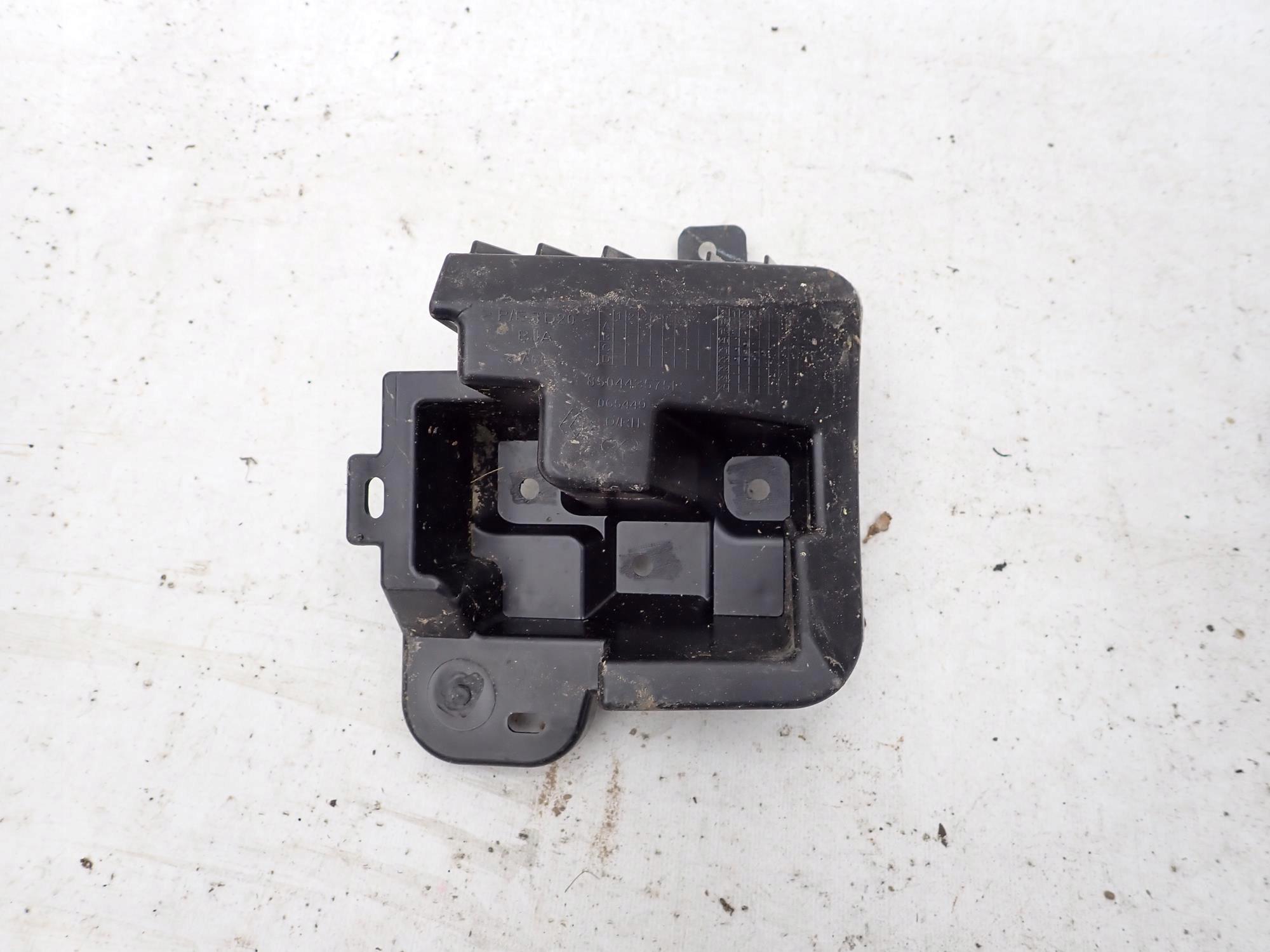 RENAULT CLIO V 5 19-> holder support right rear part rear