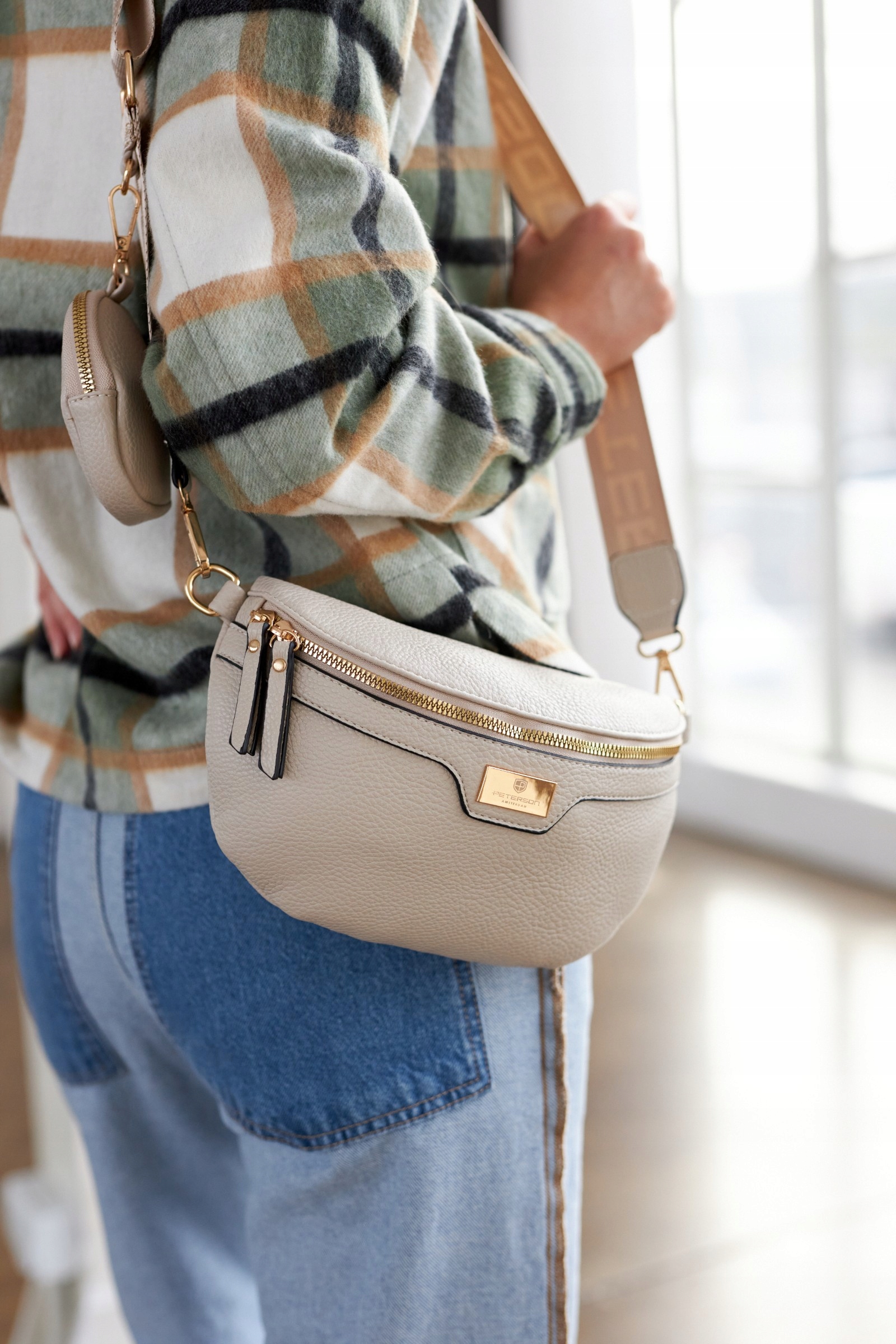 PETERSON nerka damska saszetka pojemna crossbody Typ nerka