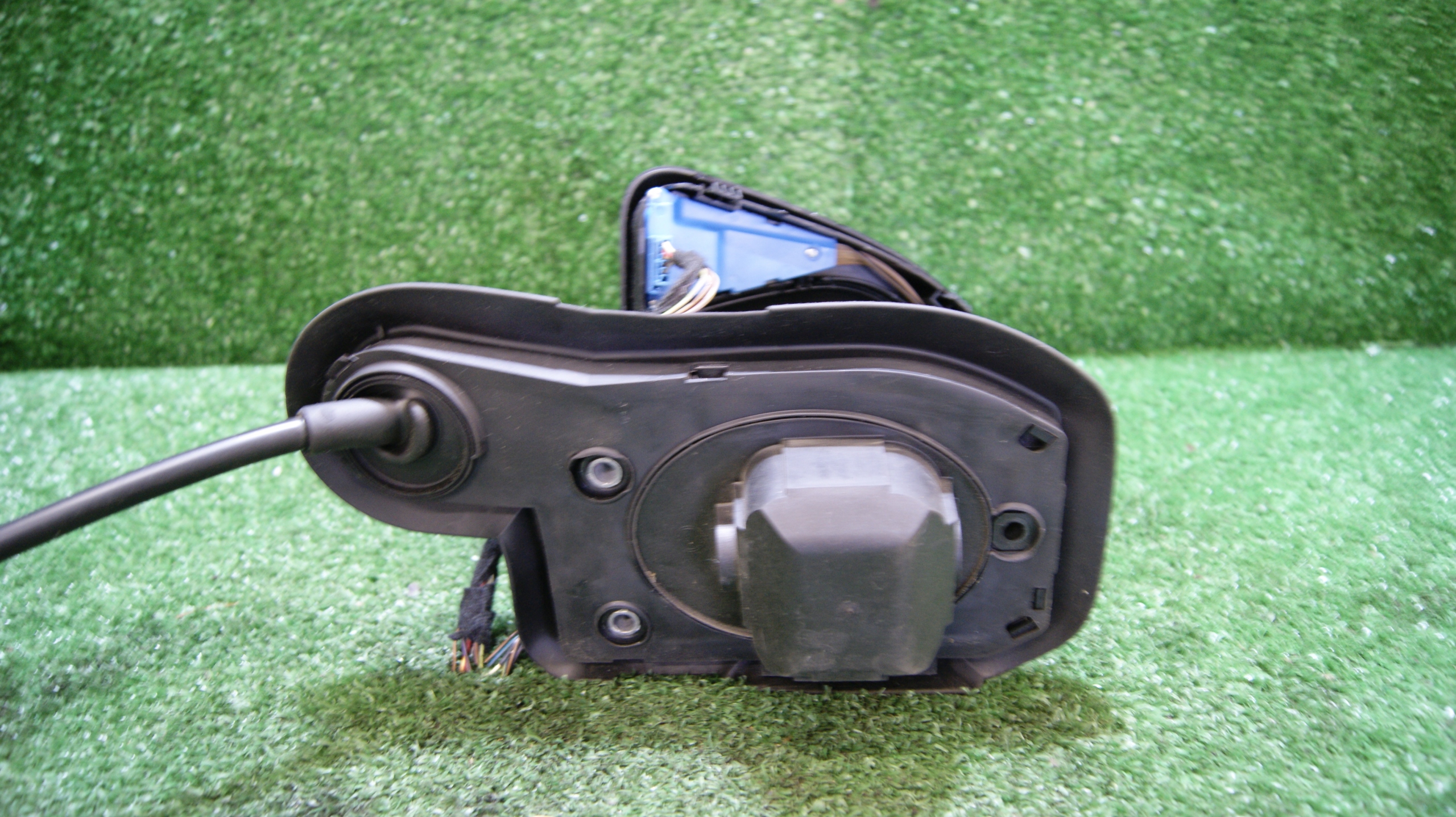trim changes of the gear BMW E88 7603621