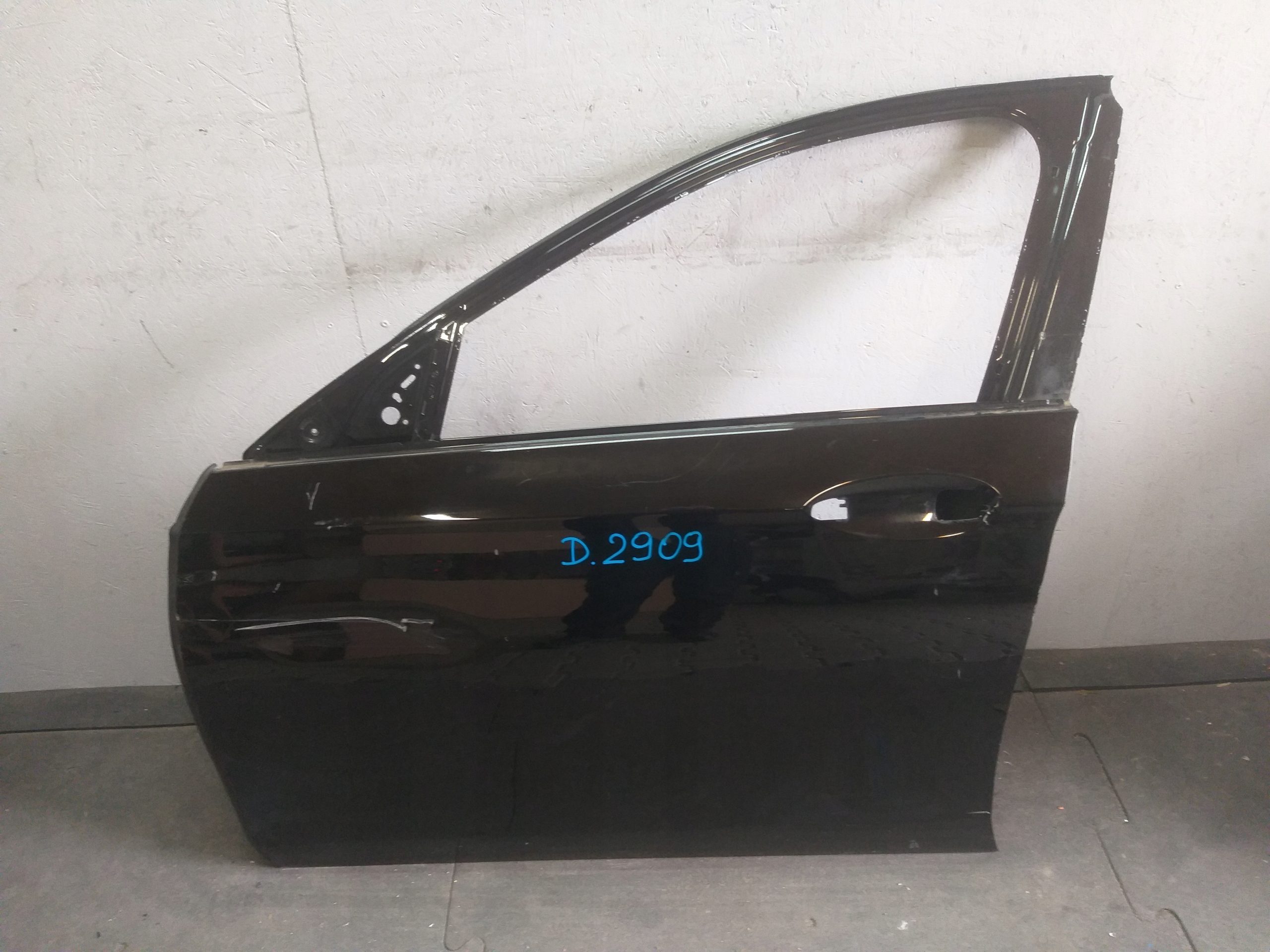 DOOR FRONT LEFT MERCEDES E KLASA W213