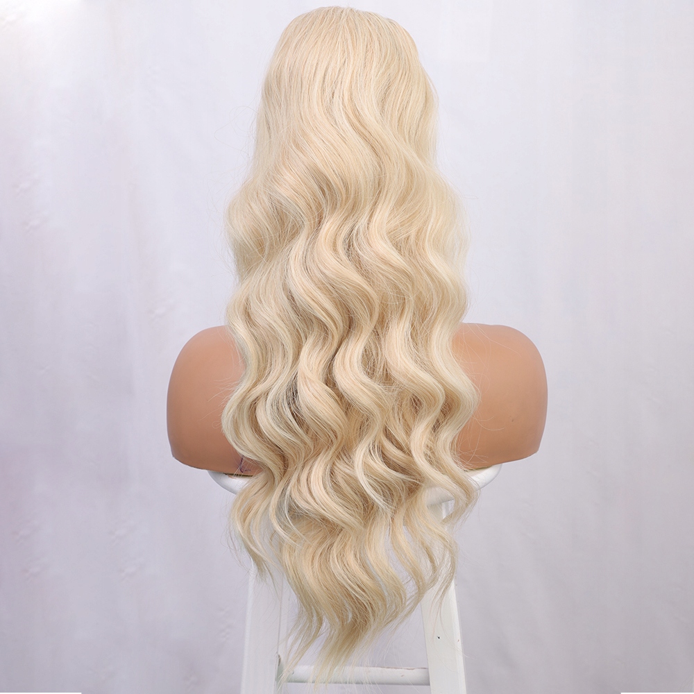 Vlnitý Ponytail se stahovací gumou platinová blond