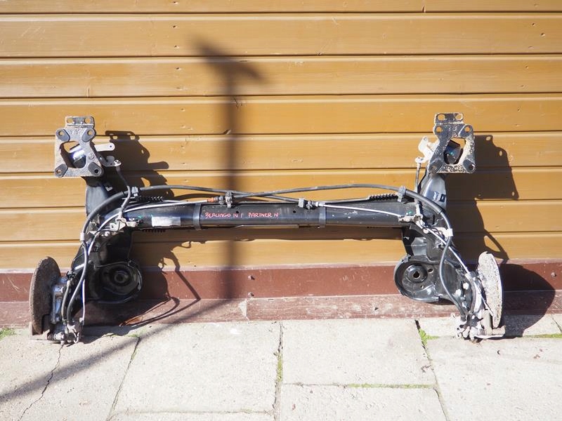 OŚ BELKA TYLNA TARCZE CITROEN BERLINGO IV PEUGEOT PARTNER IV