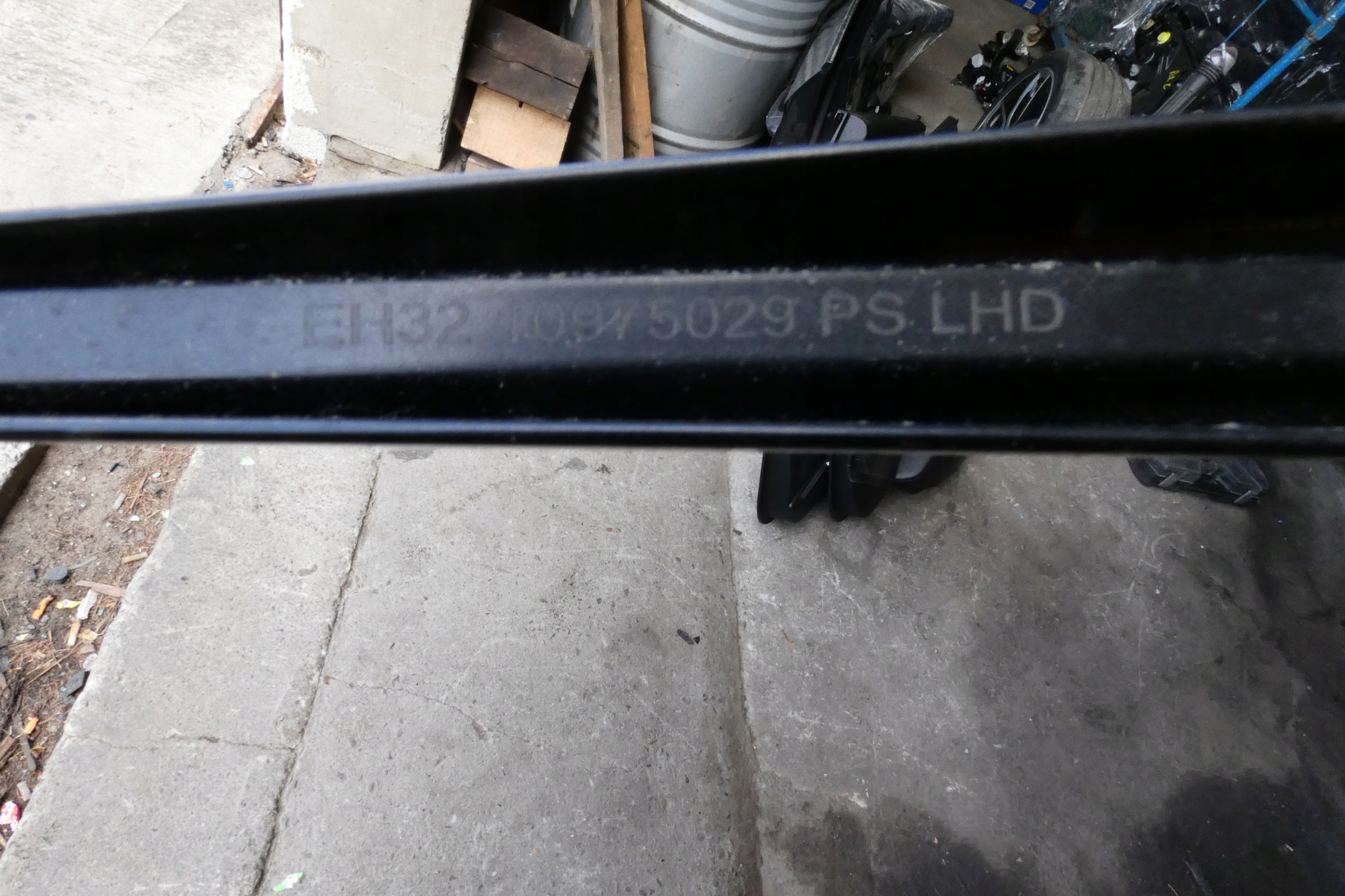 wiper arms front - MG4