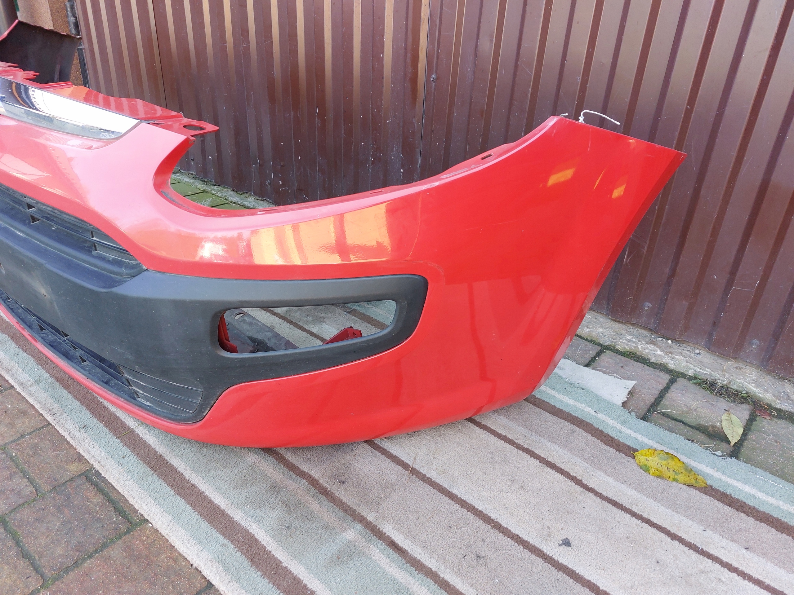 front bumper front FIAT PUNTO EVO 2009-12 red