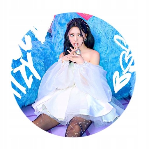 Przypinka K-pop Itzy Yuna 58mm