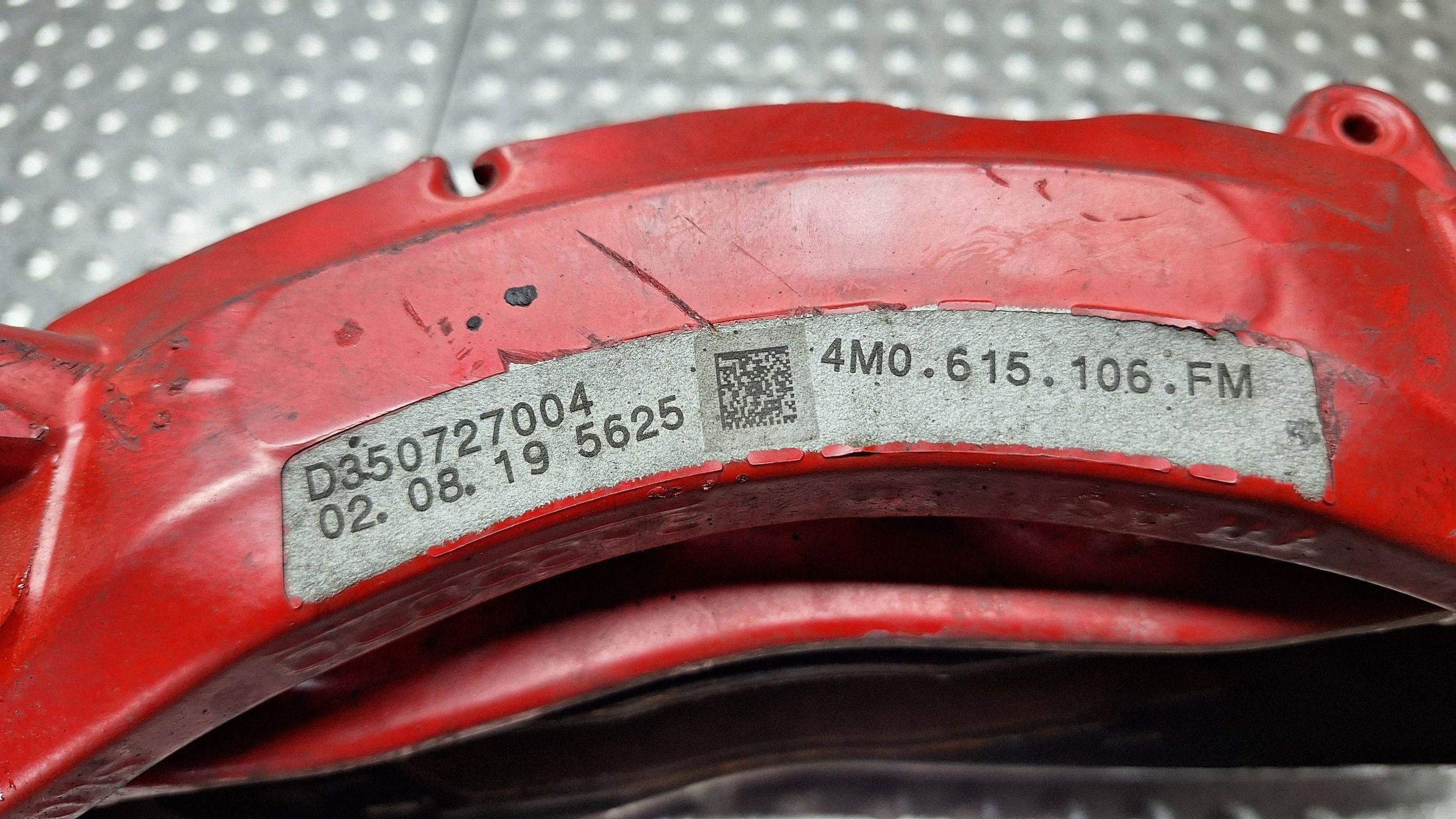 caliper right front 4M0615106FM AUDI Q7 4M Q8 4MN