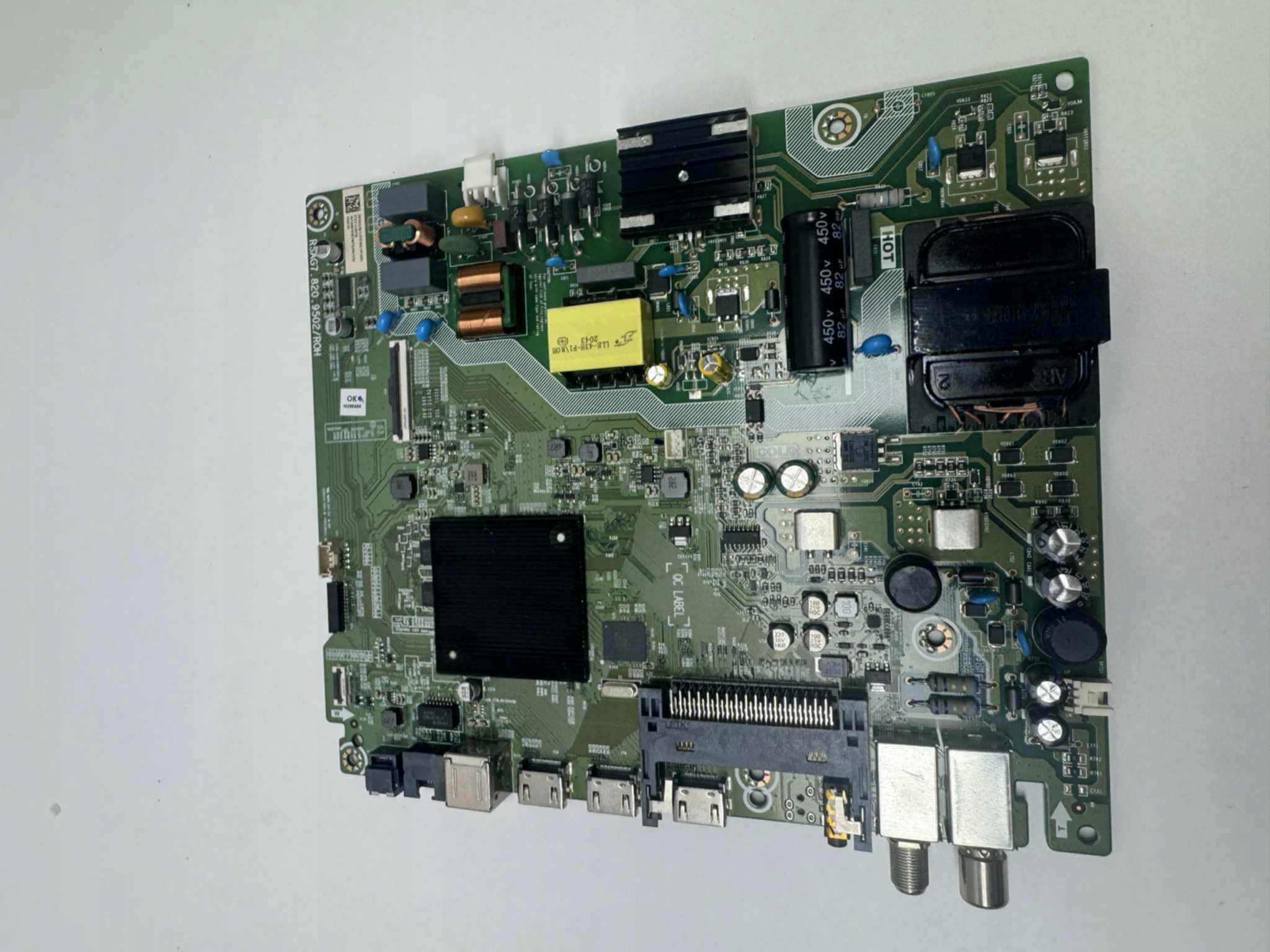 Základní deska pro Tv Hisense T265622 (RSAG7.820.9502 Hlavní deska)