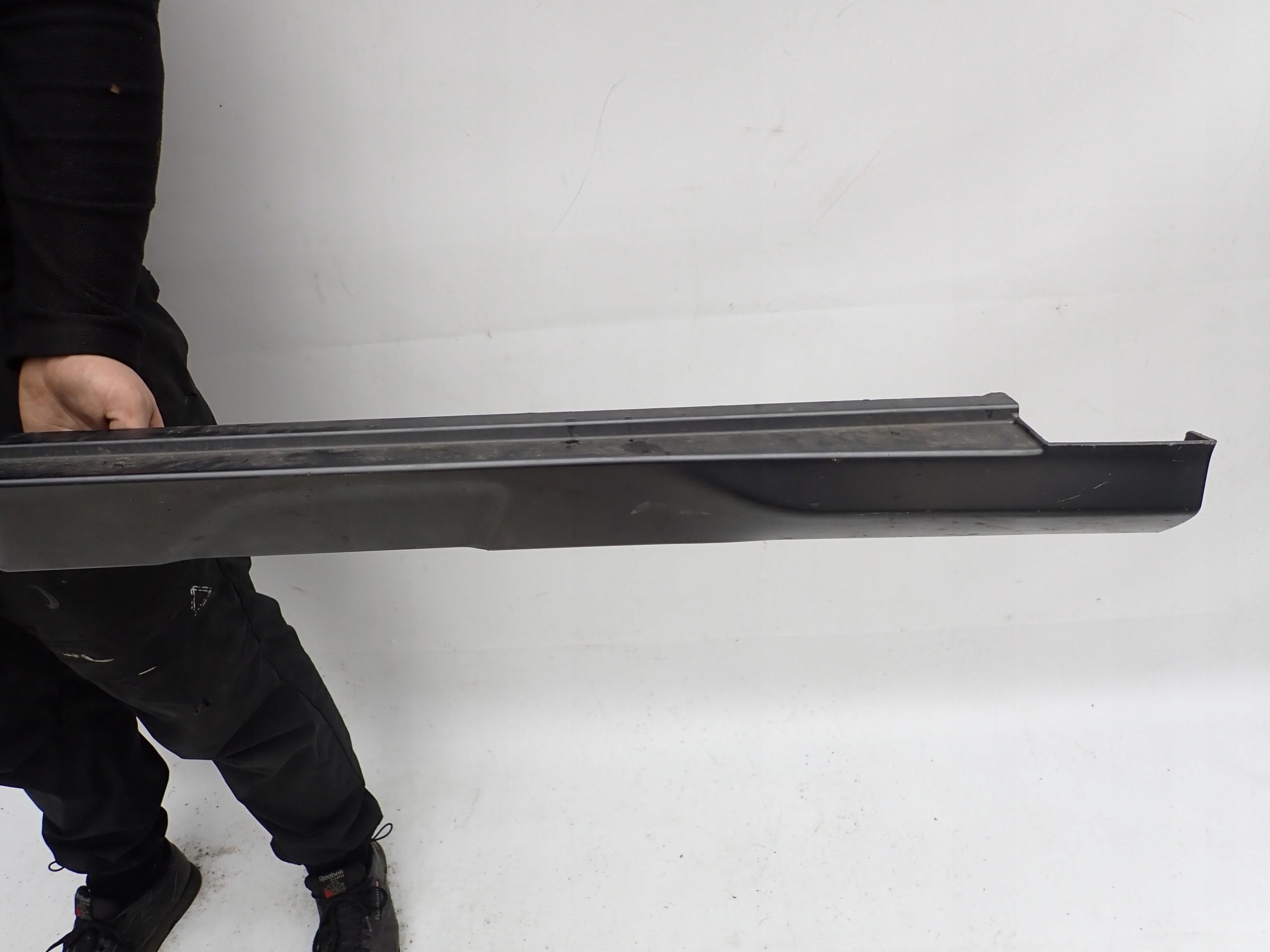 HYUNDAI KONA 17- moulding threshold right threshold right