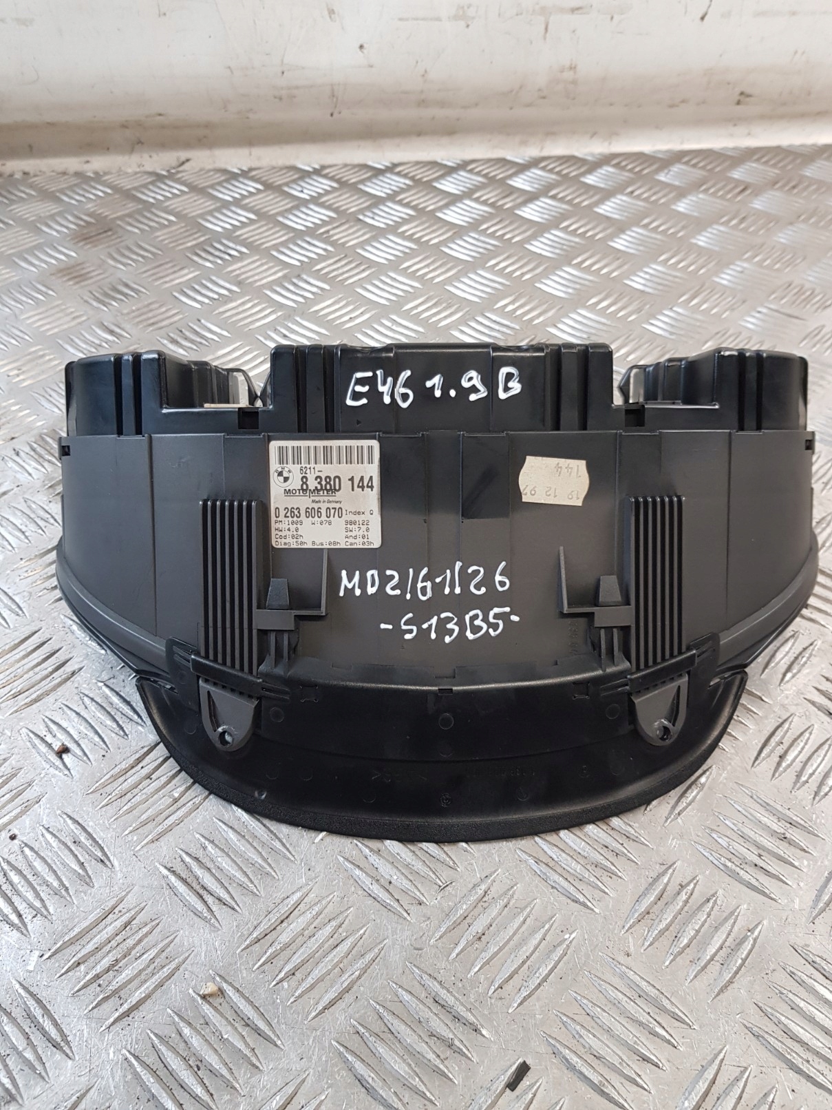 dials 8380144 BMW E46 1.9B 98R- EUROPA