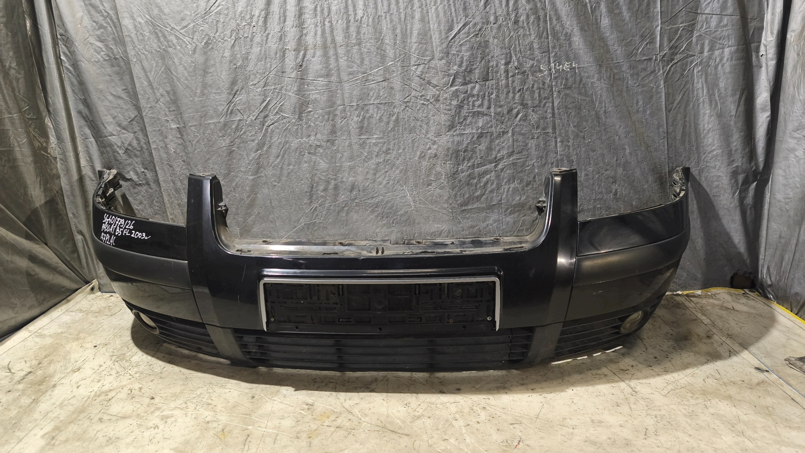 front bumper VW PASSAT B5 FL 2003r L9CZ