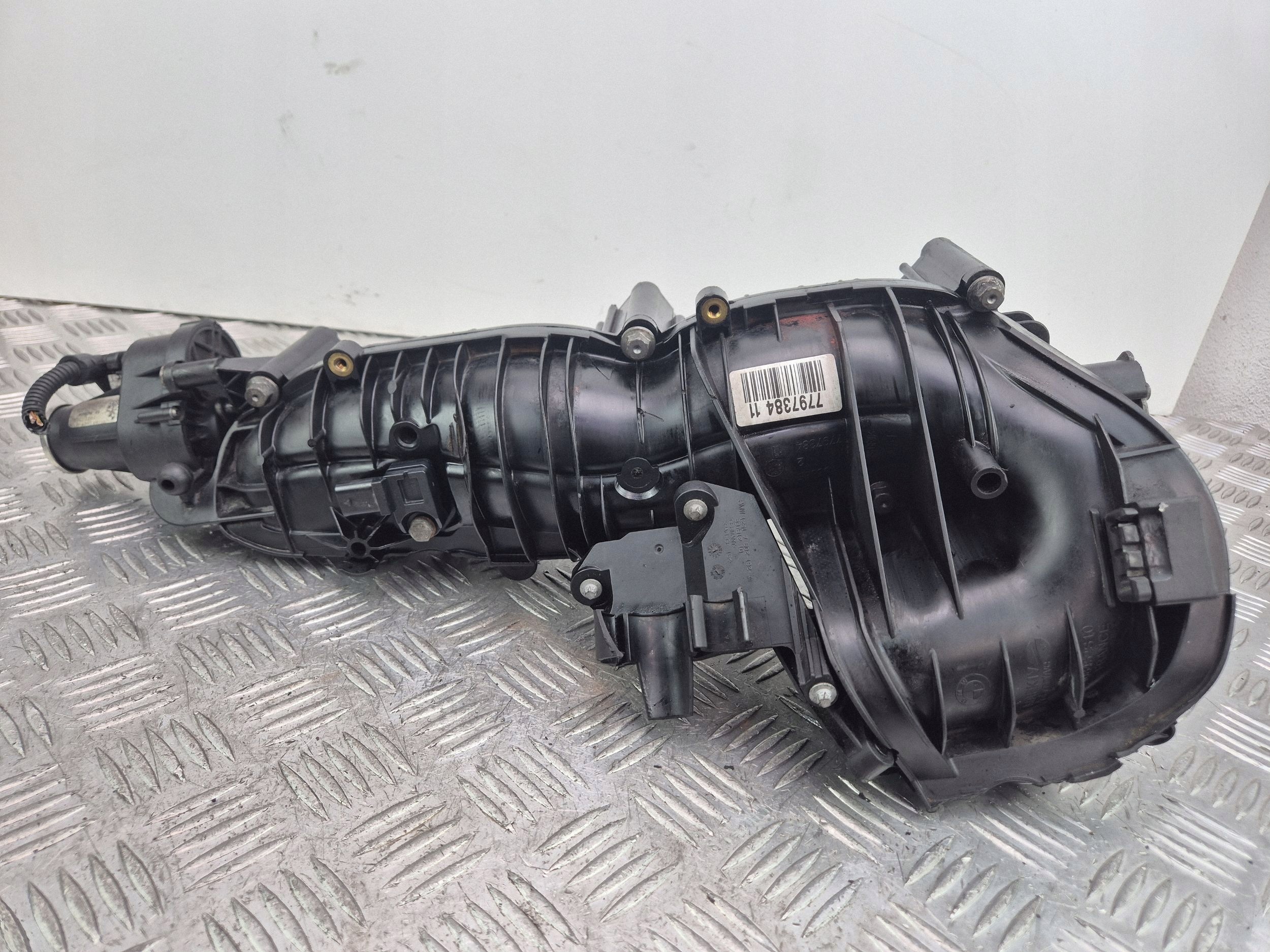 BMW 1 E81 E87 116d intake manifold 7797384 N47D20A