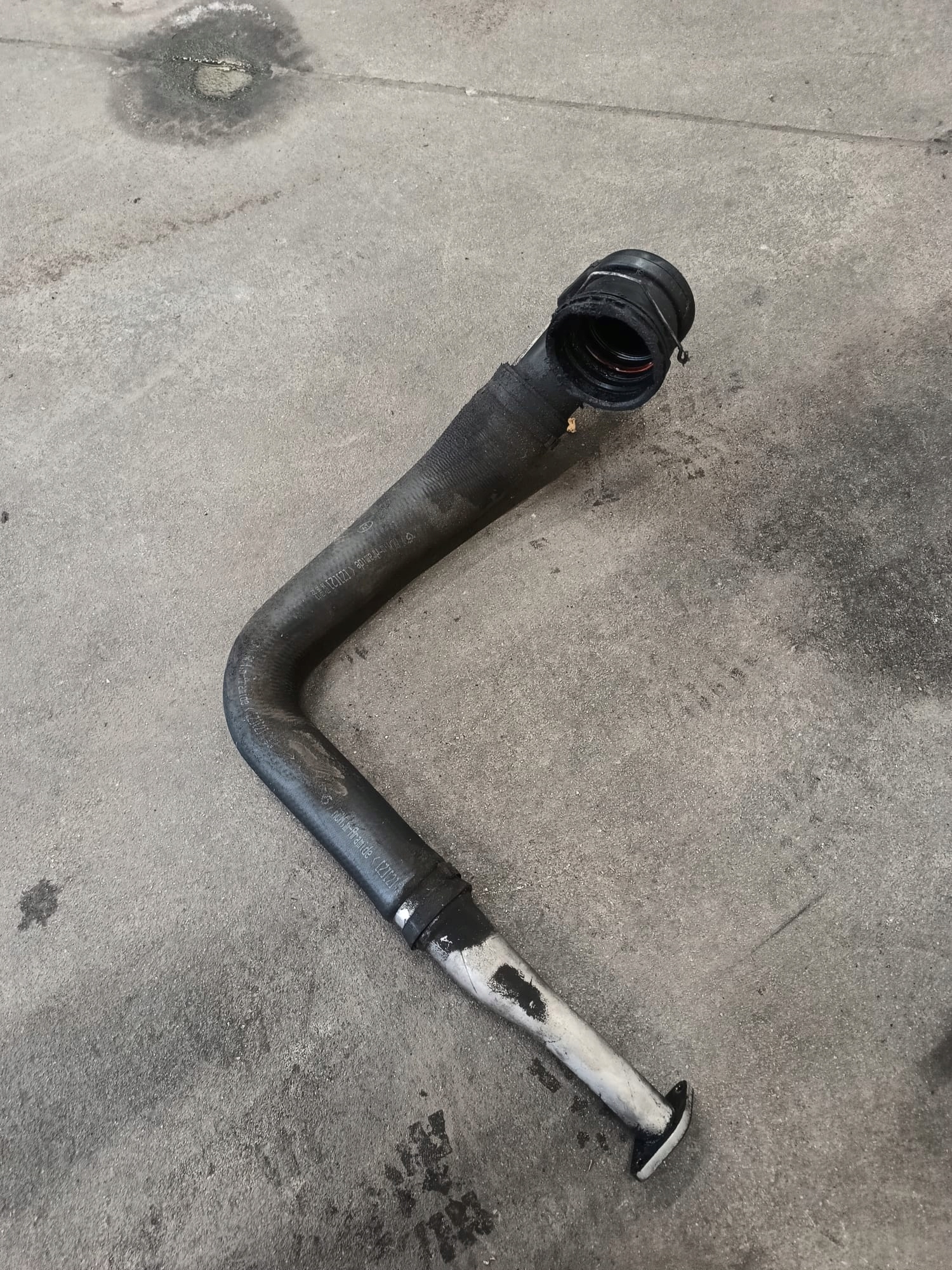opel Astra J IV 1.3 шланг труба интеркулера 13408843