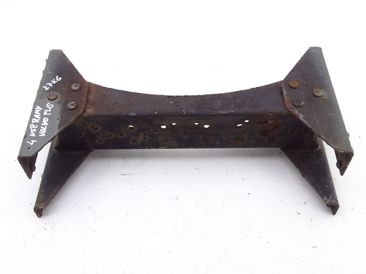 VOLVO FL6 00 06 BELKA WSPORNIK RAMY 22 5