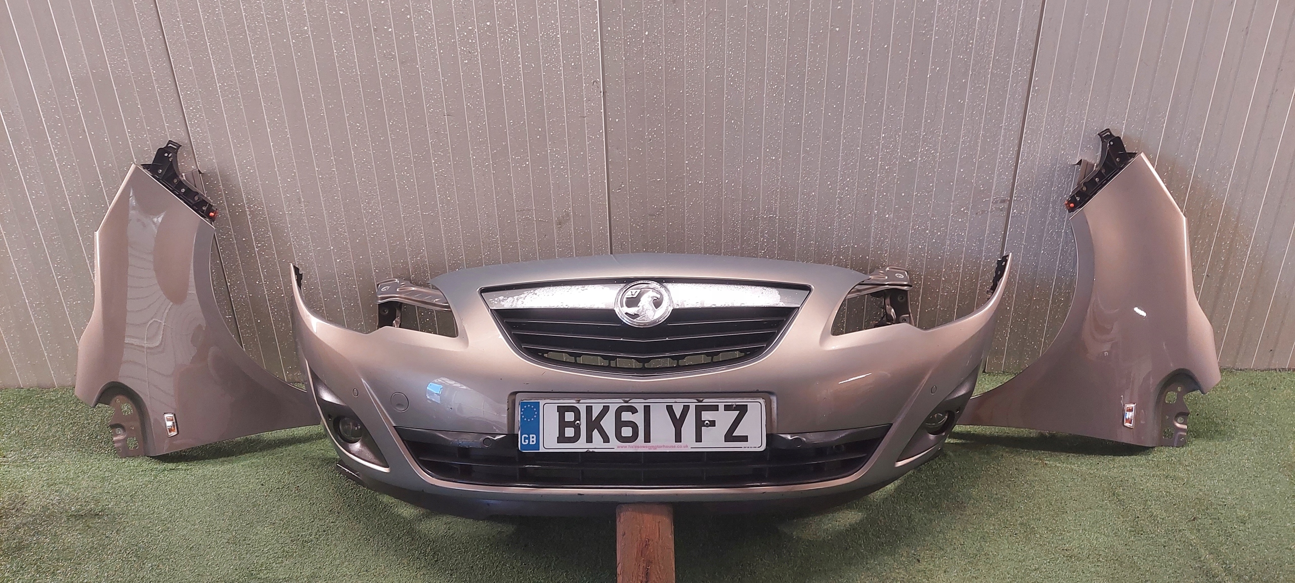 bumper front complete OPEL MERIVA B sensors LAK: Z40W