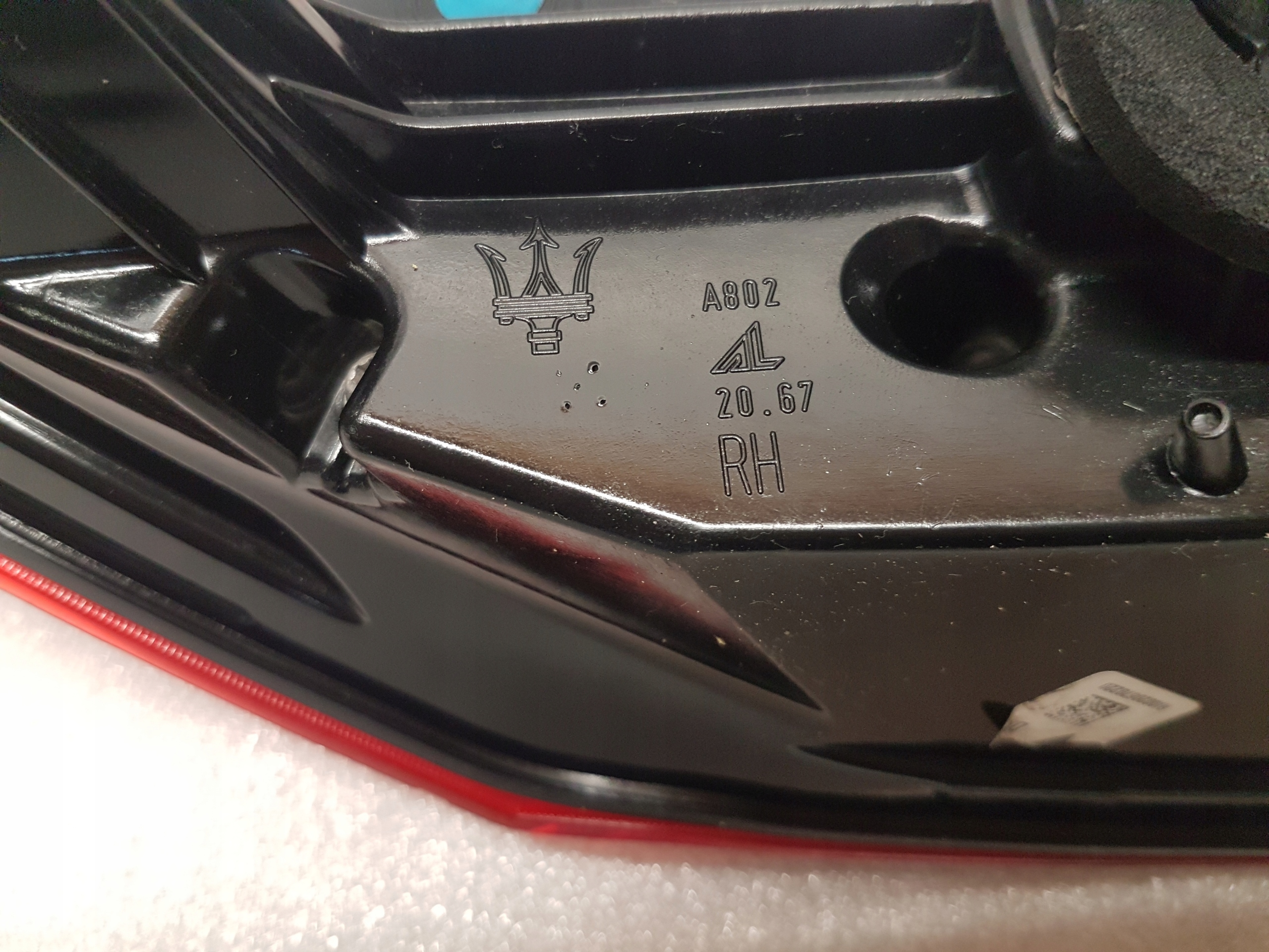 light rear right MASERATI LEVANTE 670106830