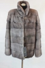 KURTKA Z GRZBIETÓW NORCZYCH