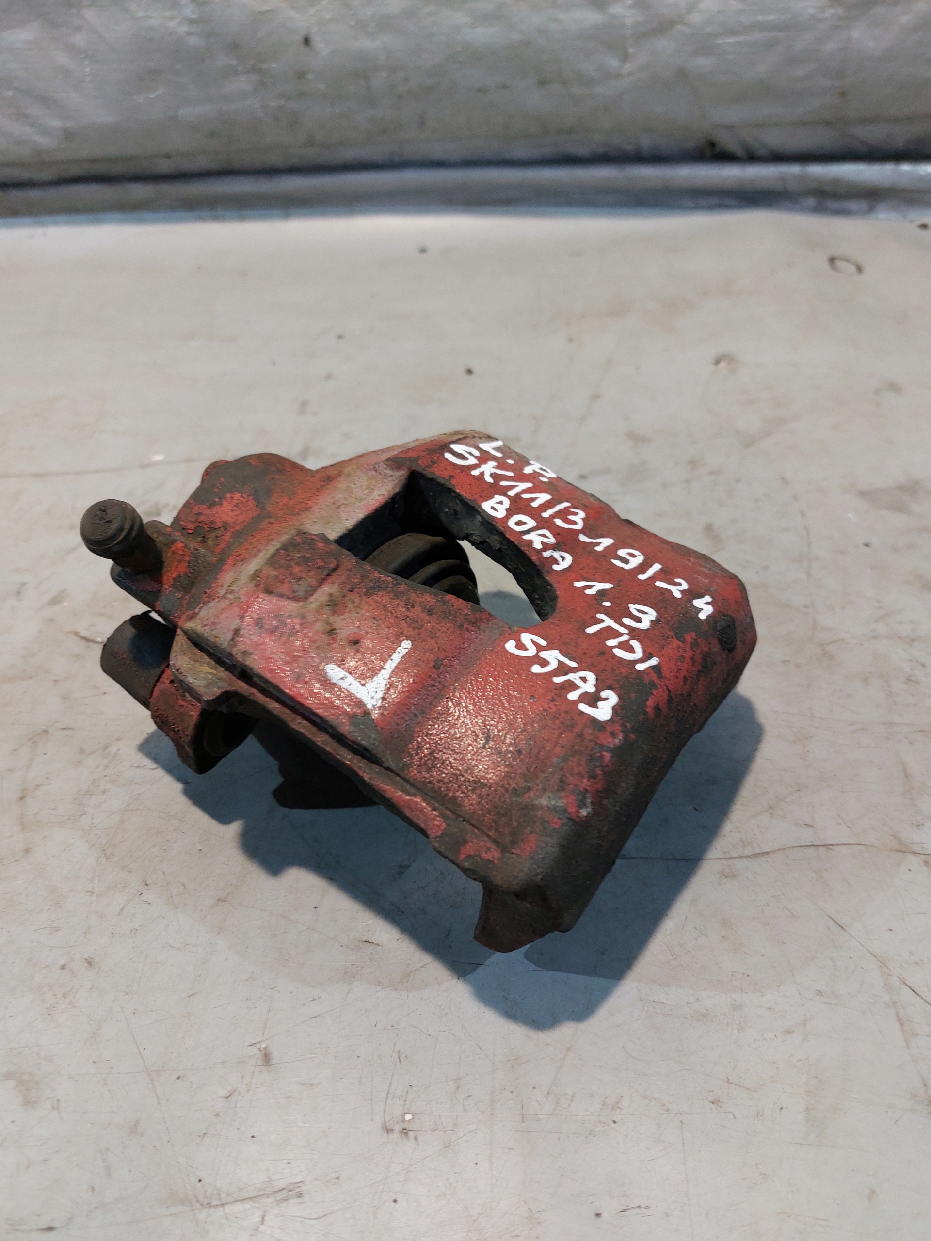caliper brake left front VW BORA 1.9TDI
