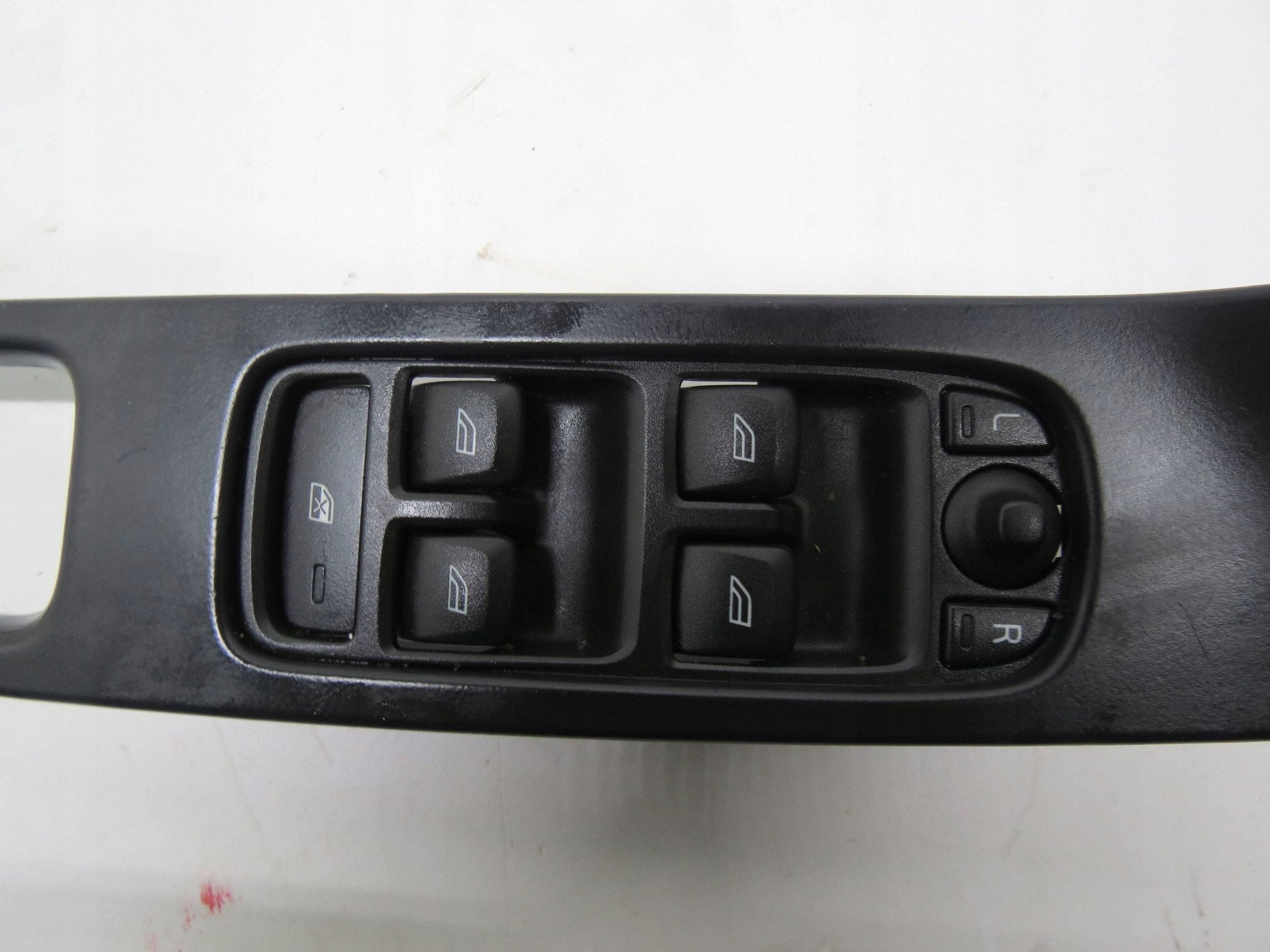 PANEL prekidač prekidača prozora VOLVO V60 i S60 II 31343101